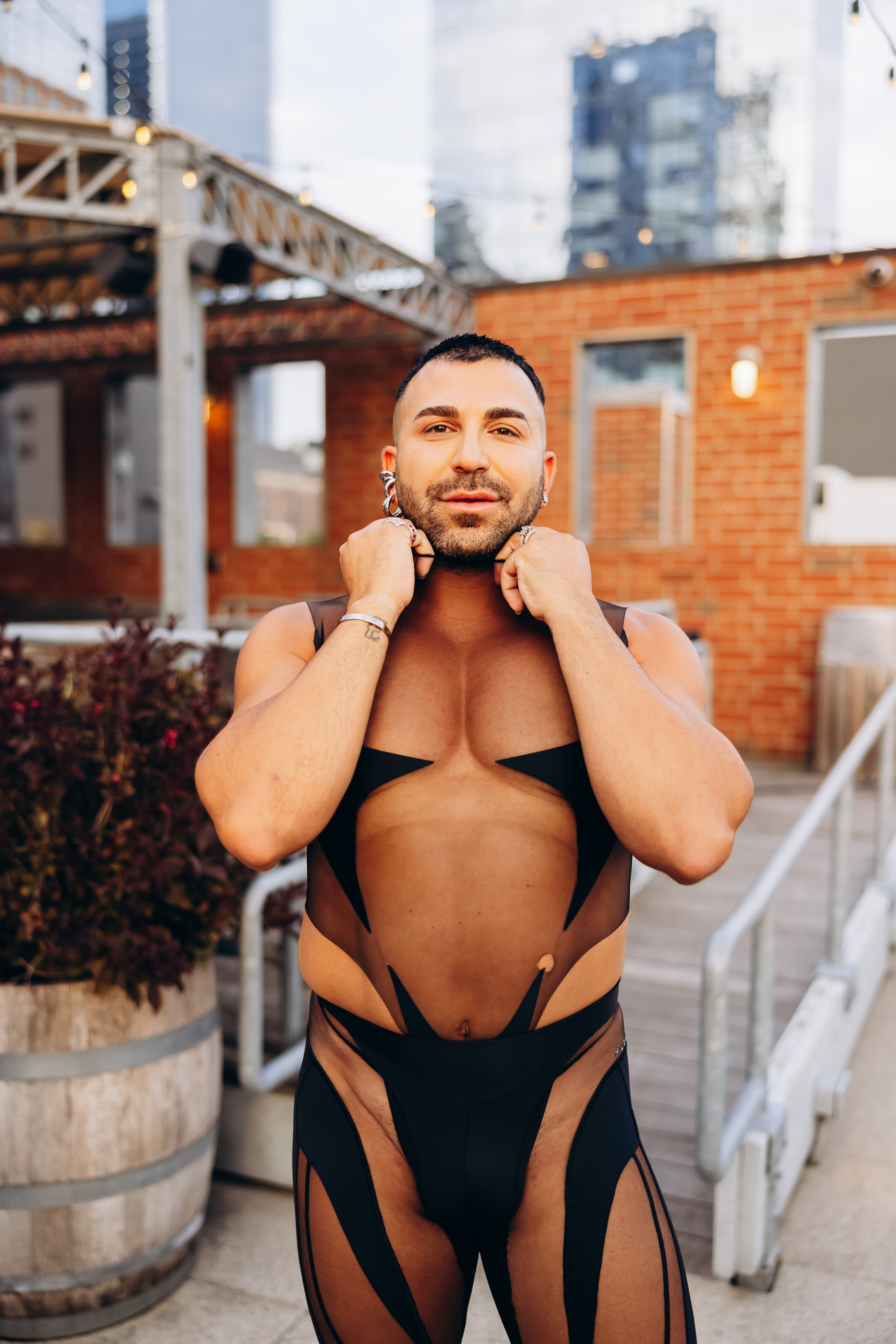 PHILL. Pittsburgh wedding and family photographer