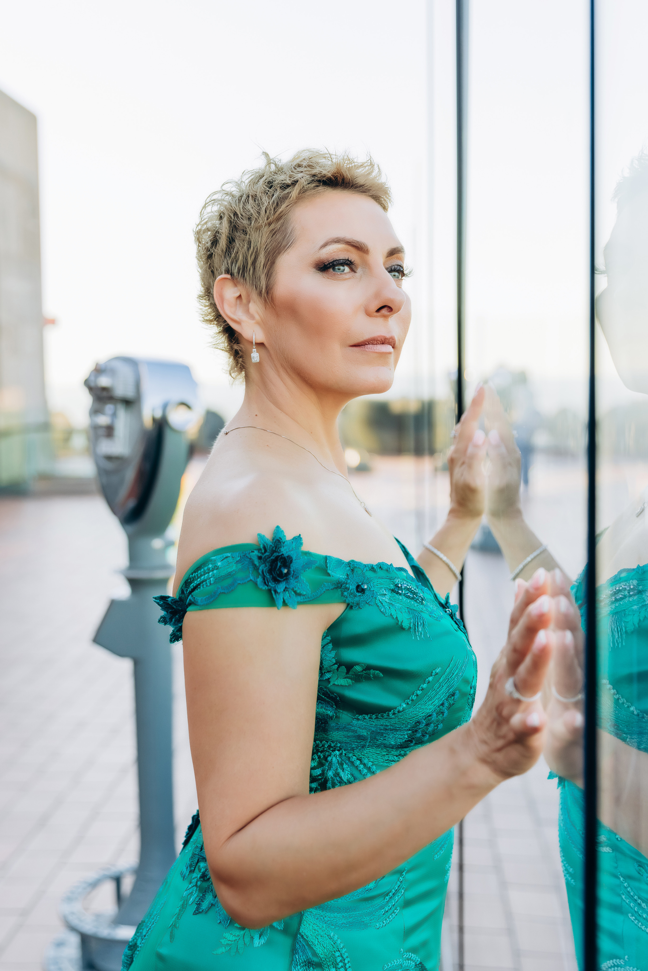 HELEN. Pittsburgh wedding and family photographer