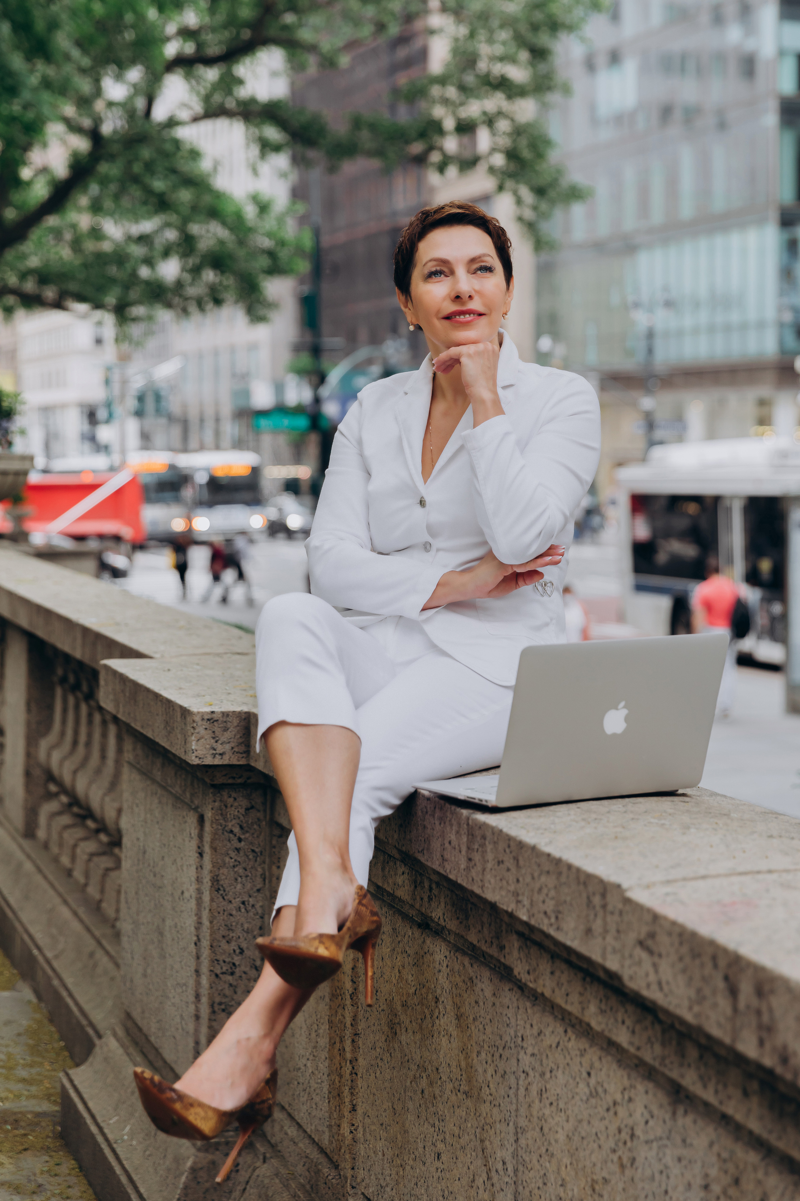 HELEN BUSINESS PHOTOGRAPHY. Pittsburgh wedding and family photographer