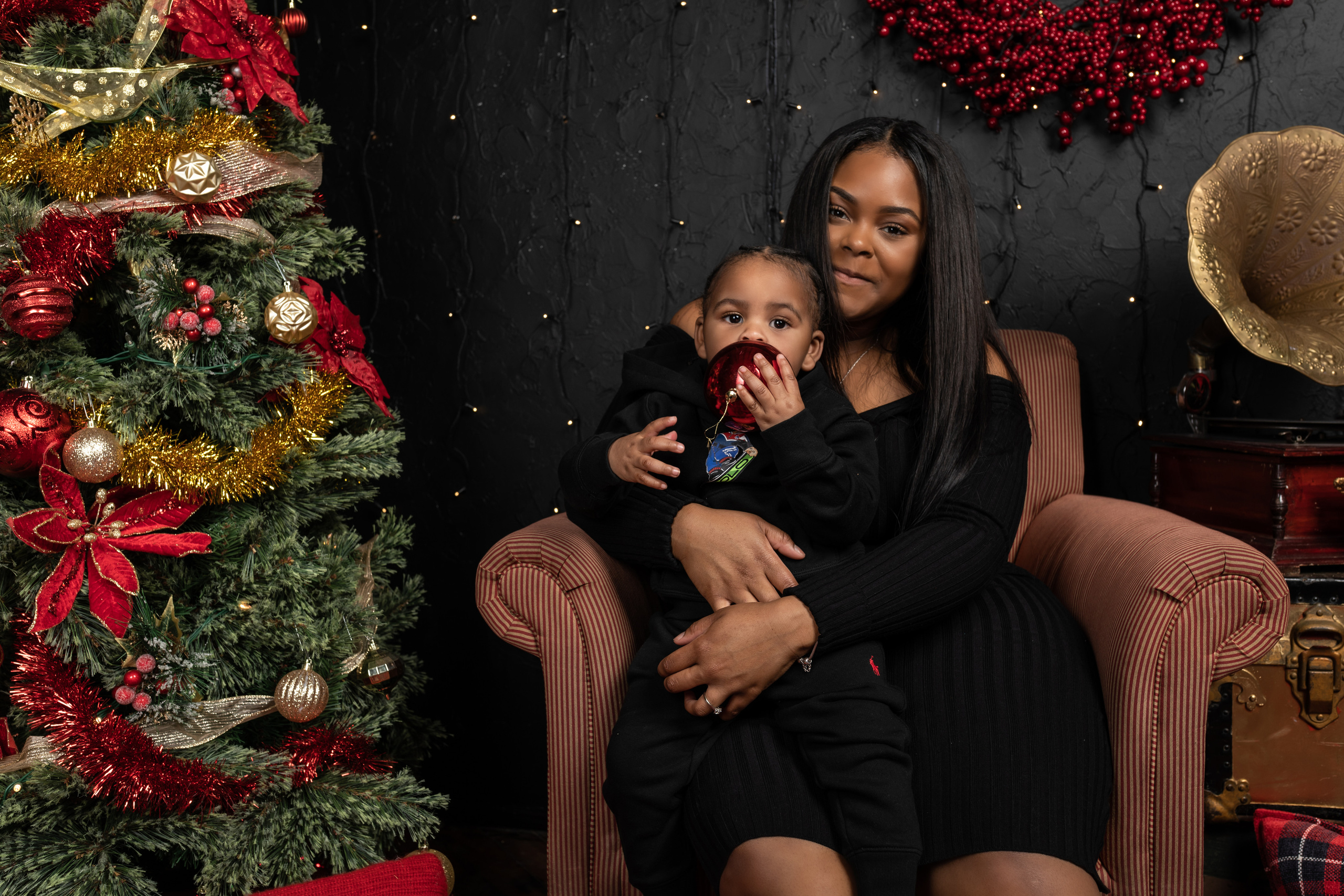 BABY CHASE. Pittsburgh wedding and family photographer