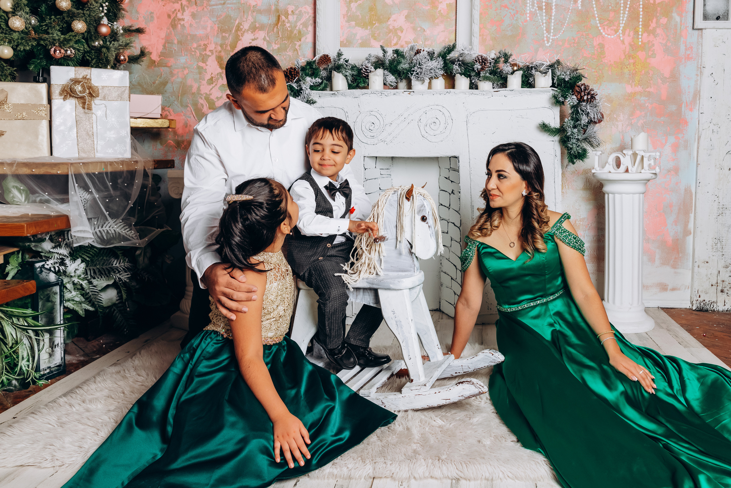ZUHRO FAMILY. Pittsburgh wedding and family photographer