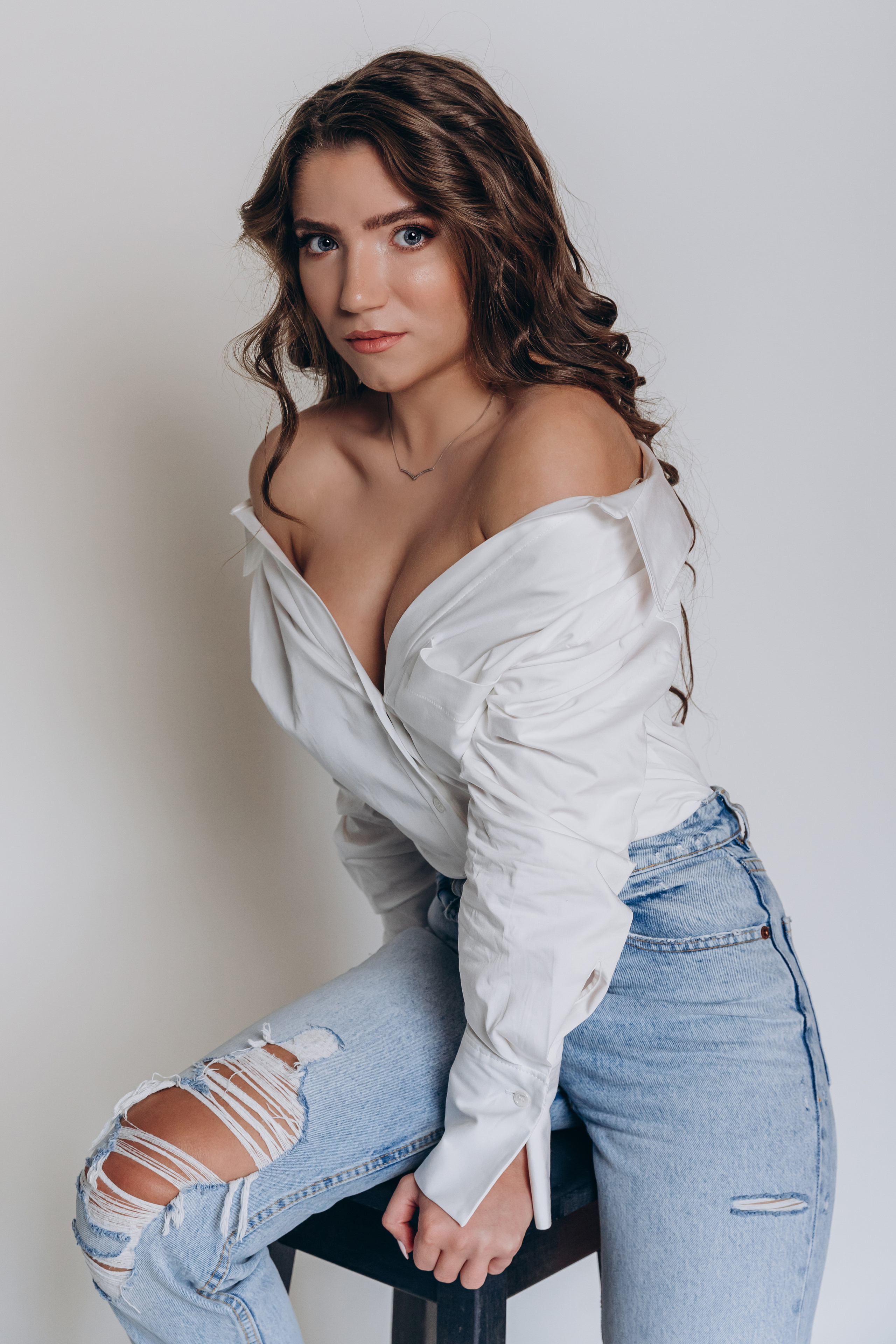 BOZHENA. Pittsburgh wedding and family photographer