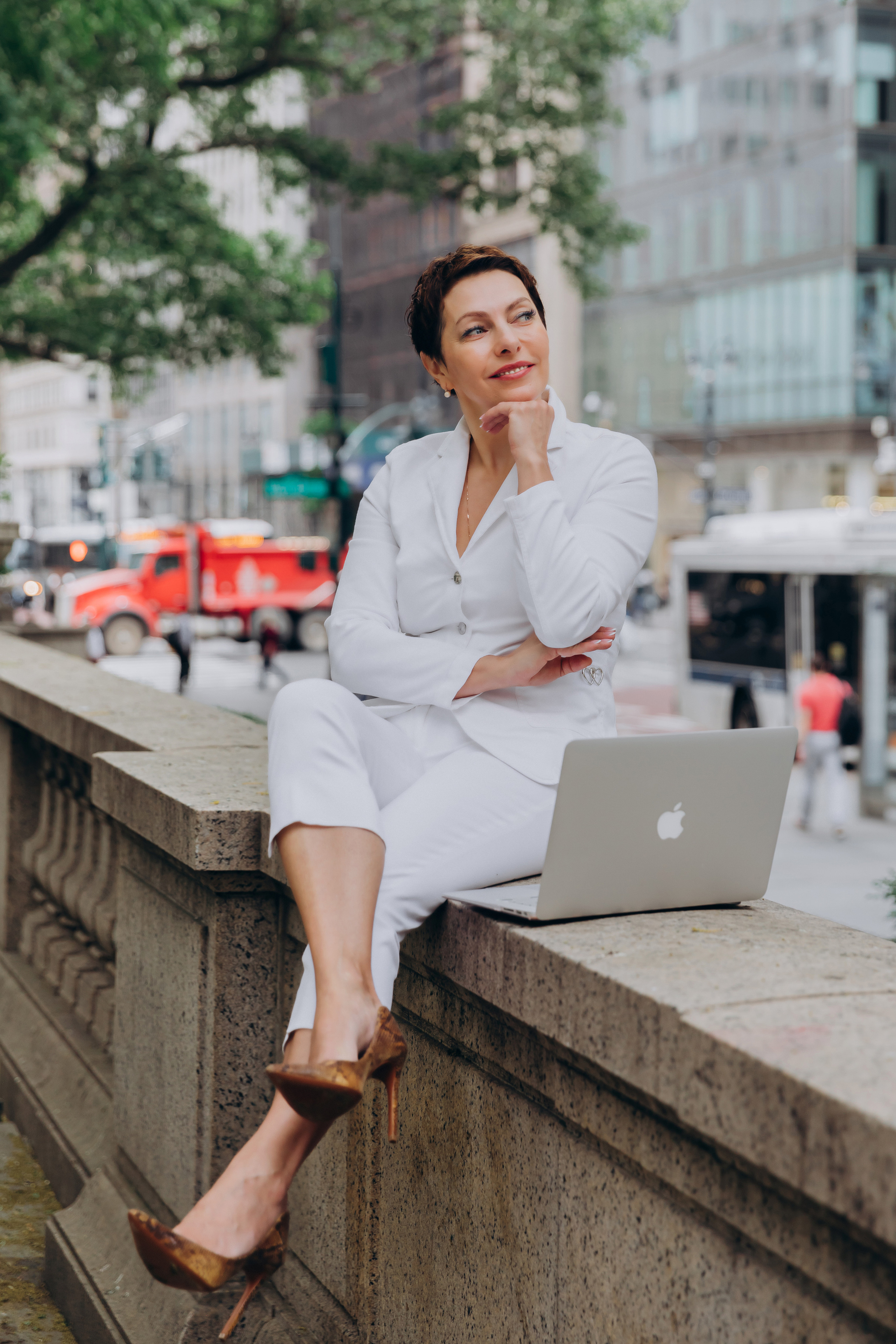 HELEN BUSINESS PHOTOGRAPHY. Pittsburgh wedding and family photographer