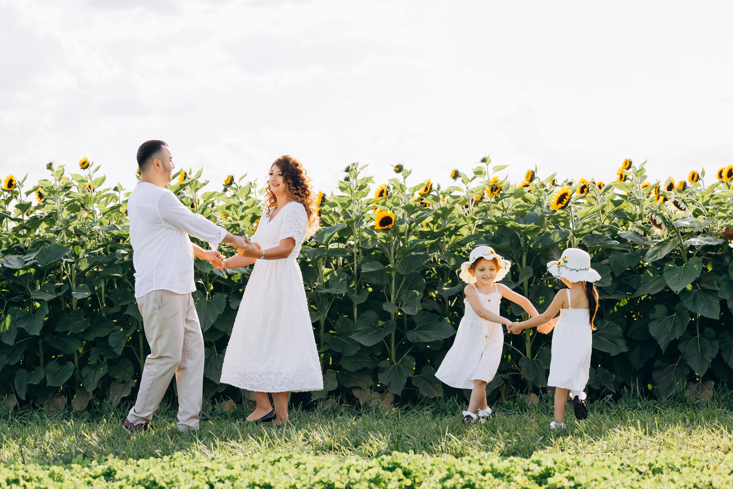 SHER & FATIMA FAMILY. Pittsburgh wedding and family photographer