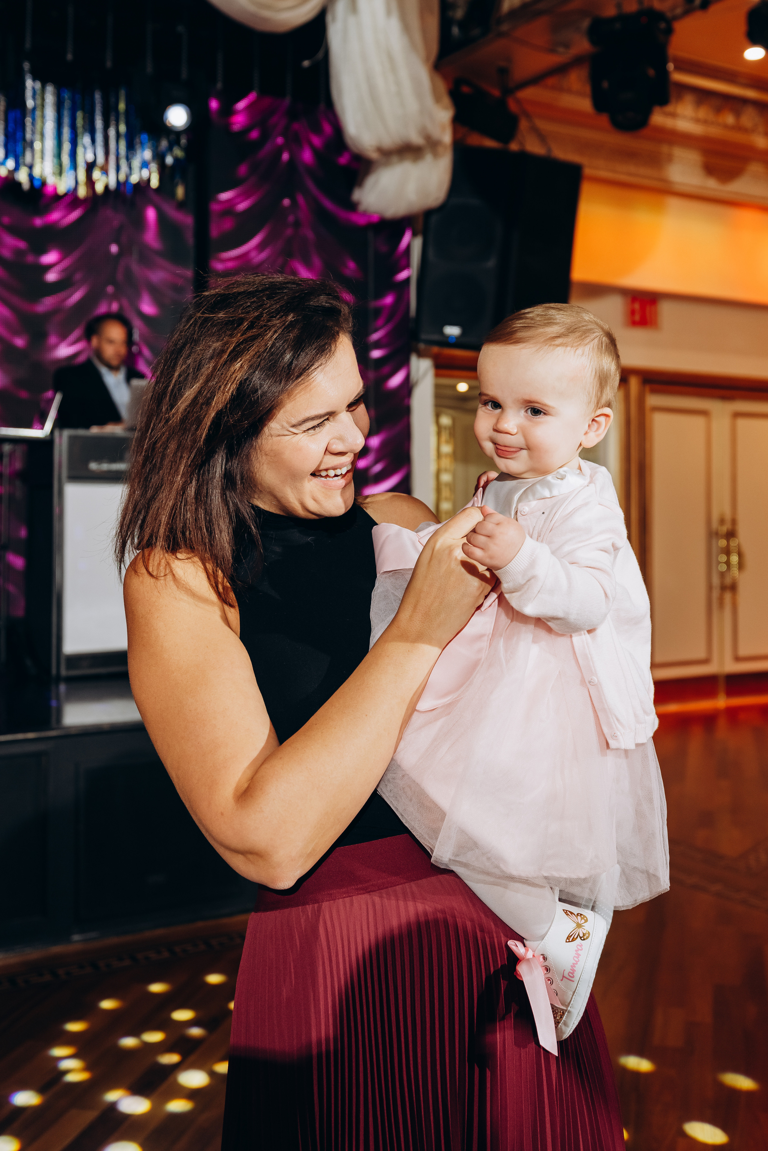 TAMARA 1. Pittsburgh wedding and family photographer