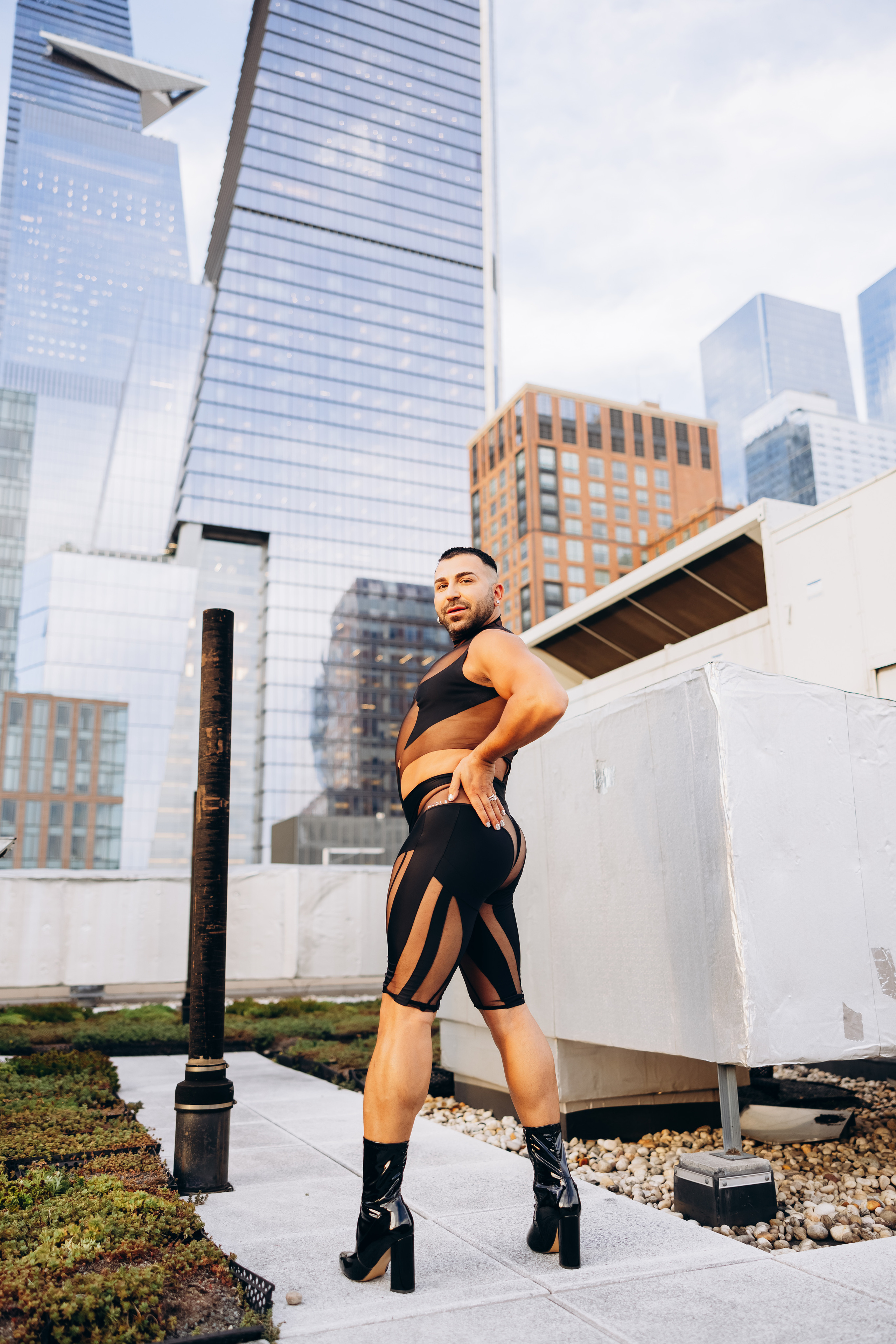 PHILL. Pittsburgh wedding and family photographer