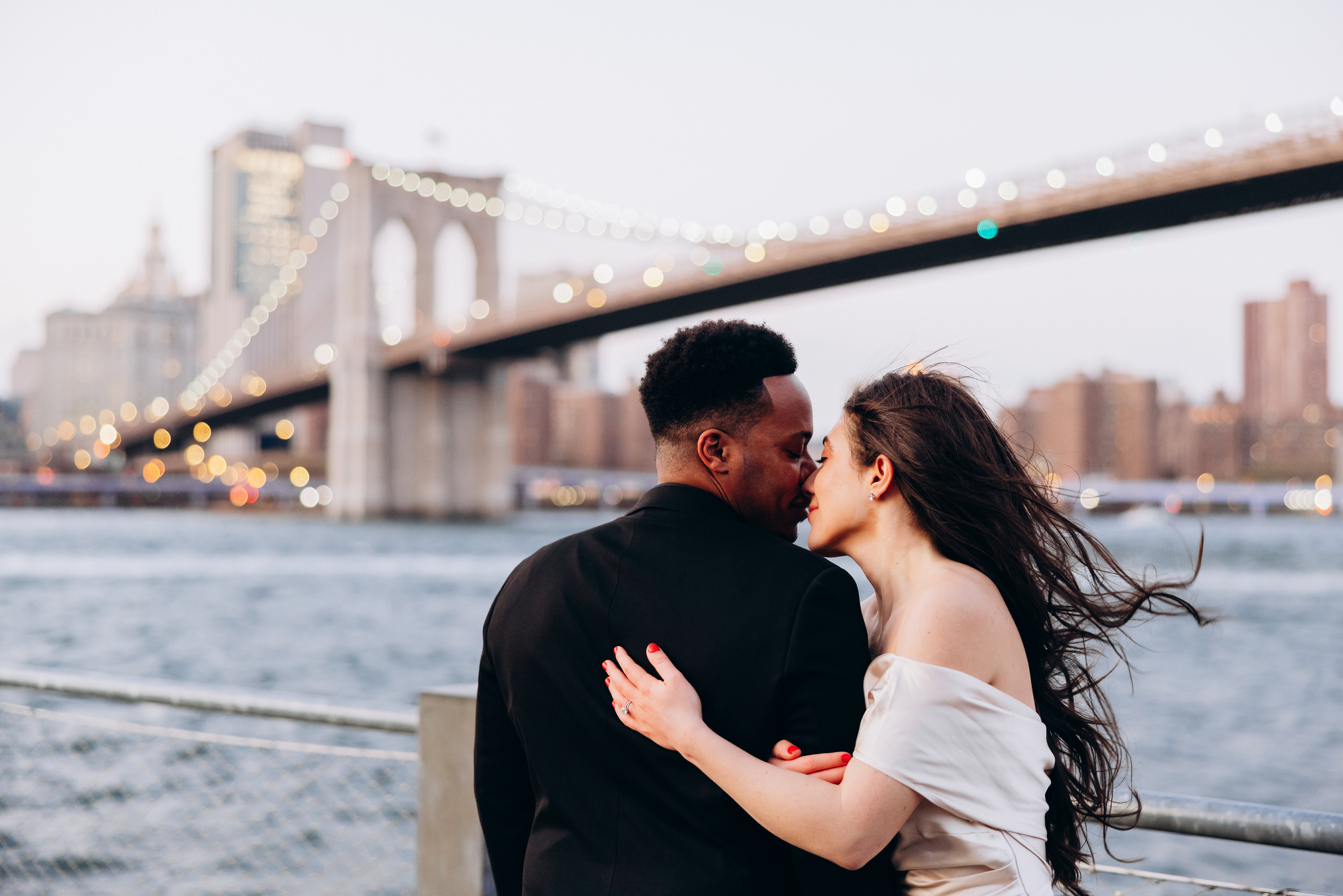 LAURA & JOHN. Pittsburgh wedding and family photographer