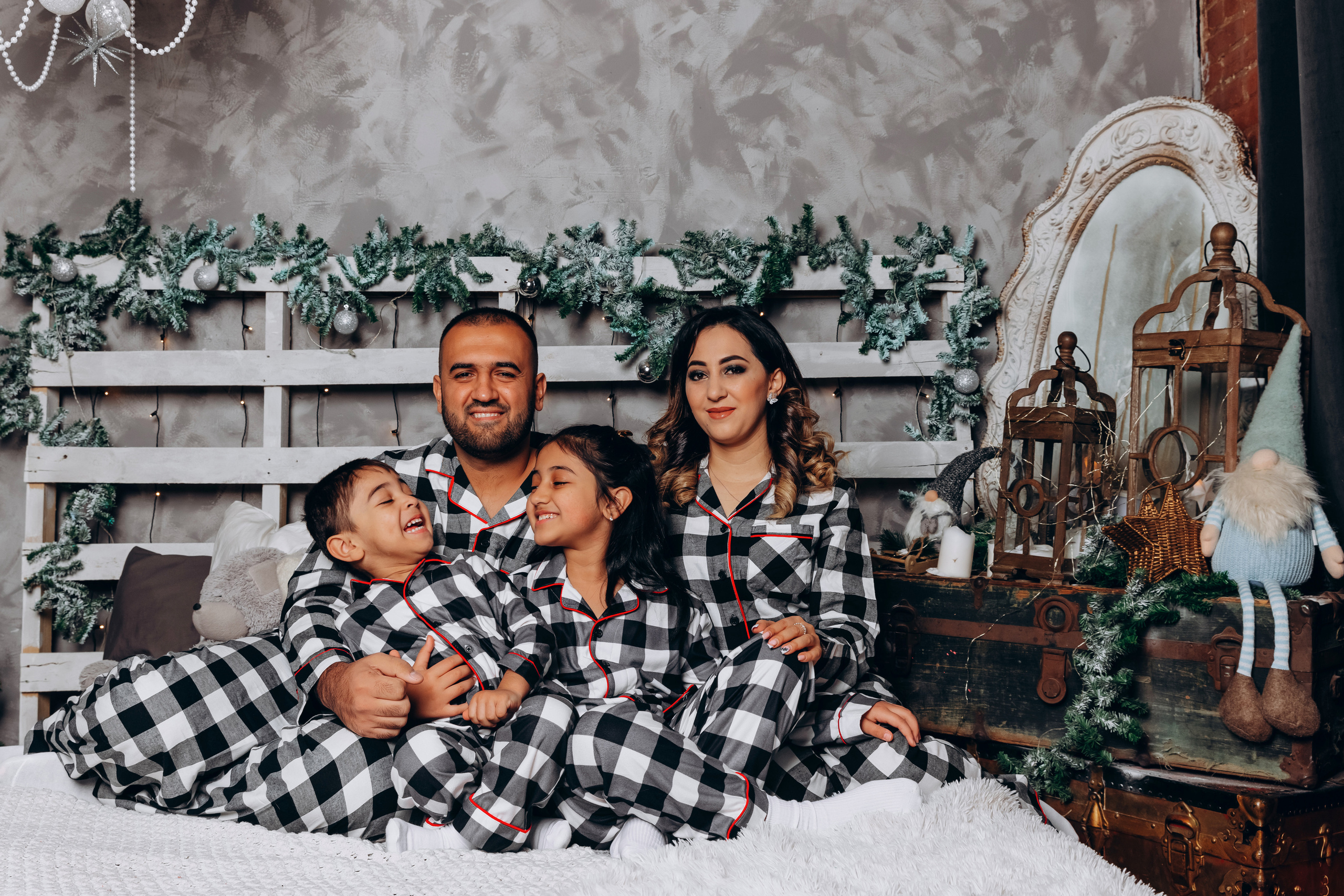 ZUHRO FAMILY. Pittsburgh wedding and family photographer