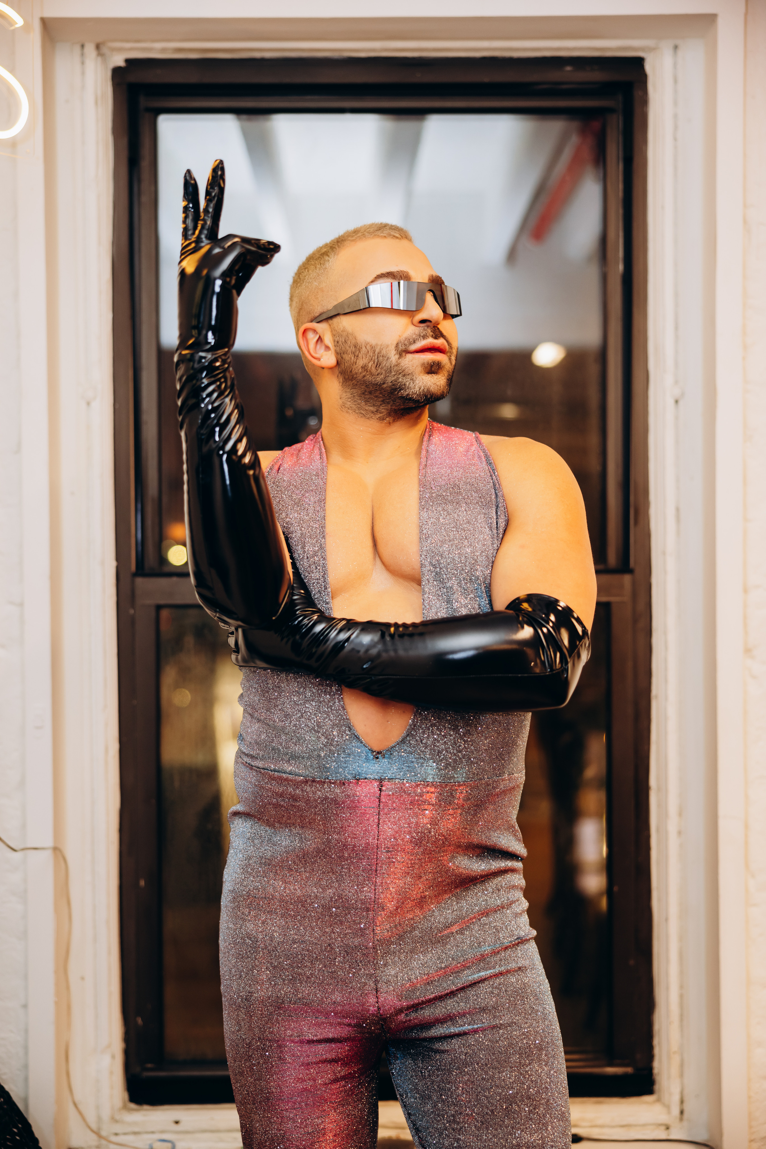 PHILL. Pittsburgh wedding and family photographer