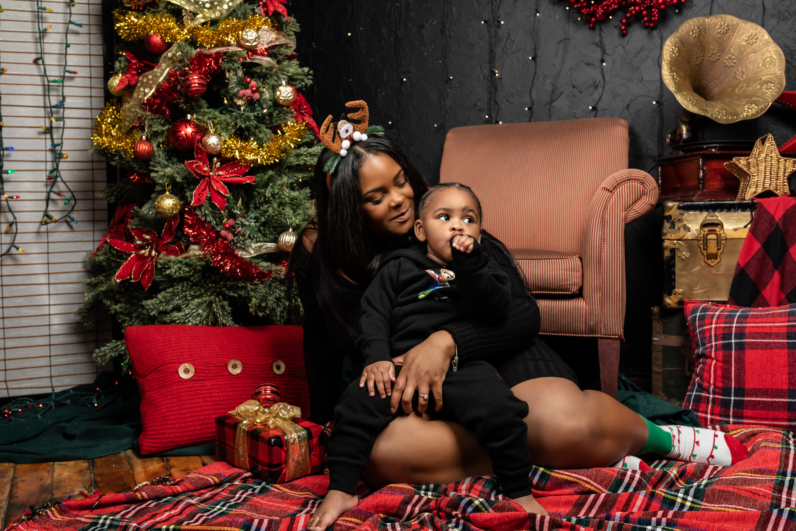 BABY CHASE. Pittsburgh wedding and family photographer