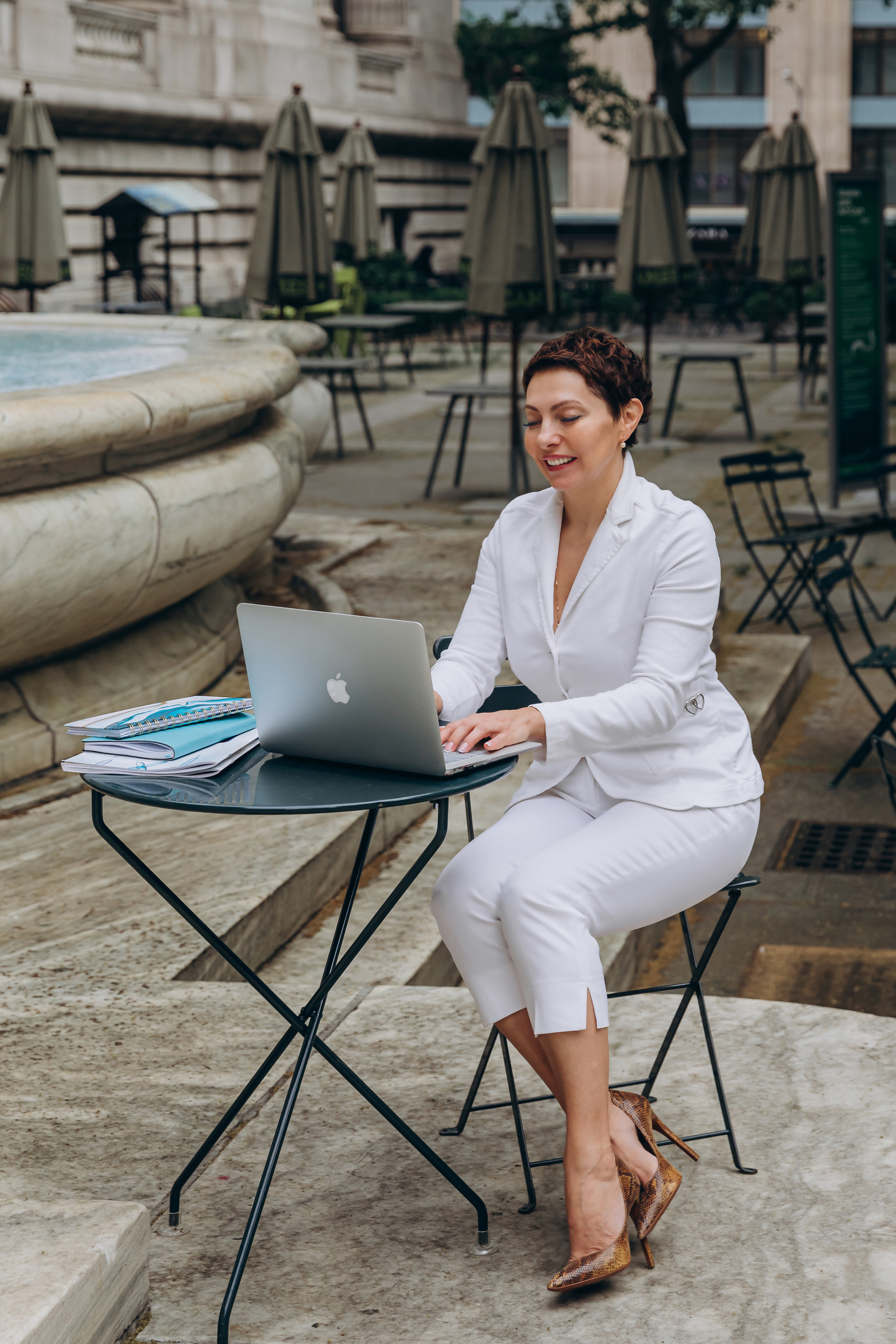 HELEN BUSINESS PHOTOGRAPHY. Pittsburgh wedding and family photographer