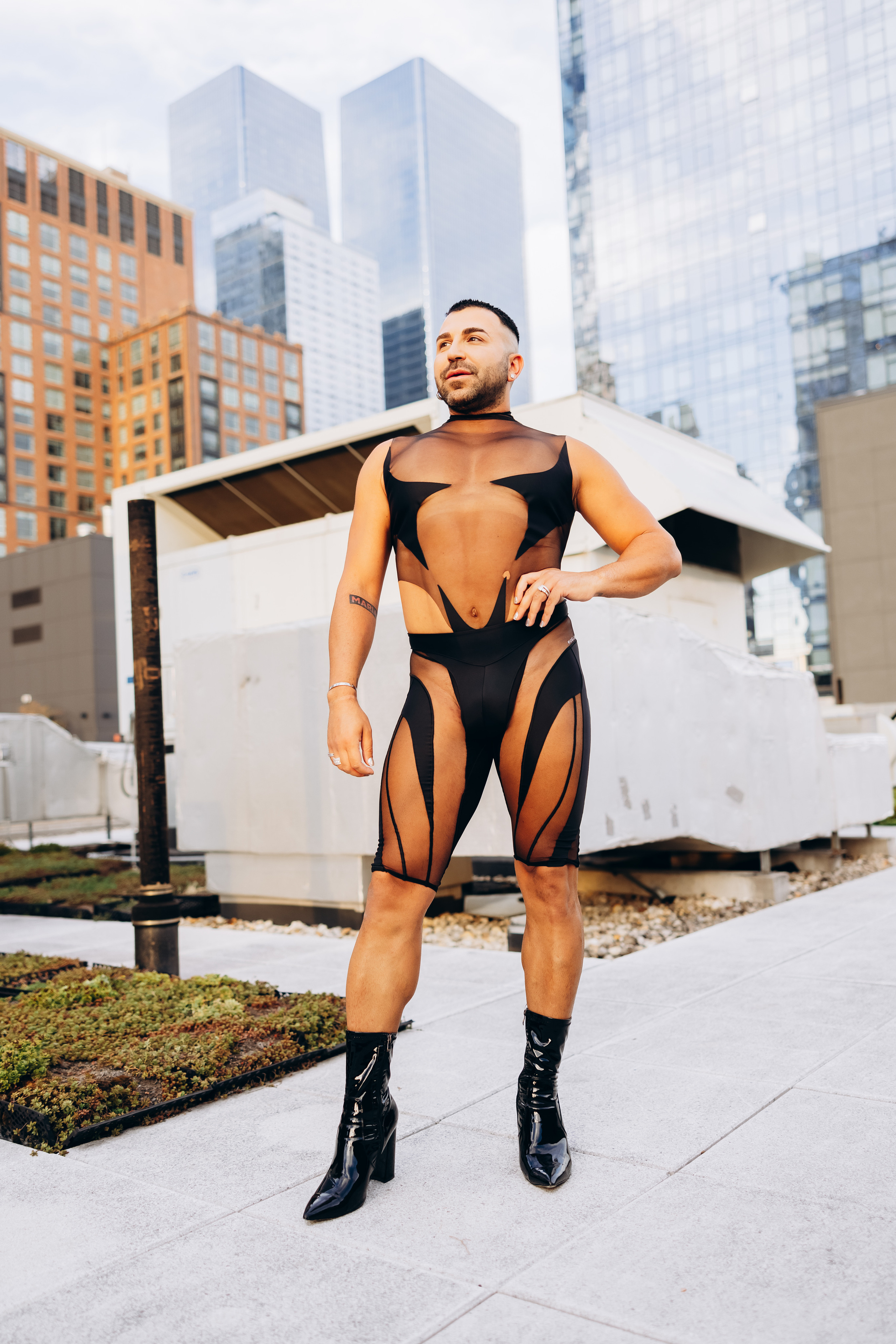 PHILL. Pittsburgh wedding and family photographer