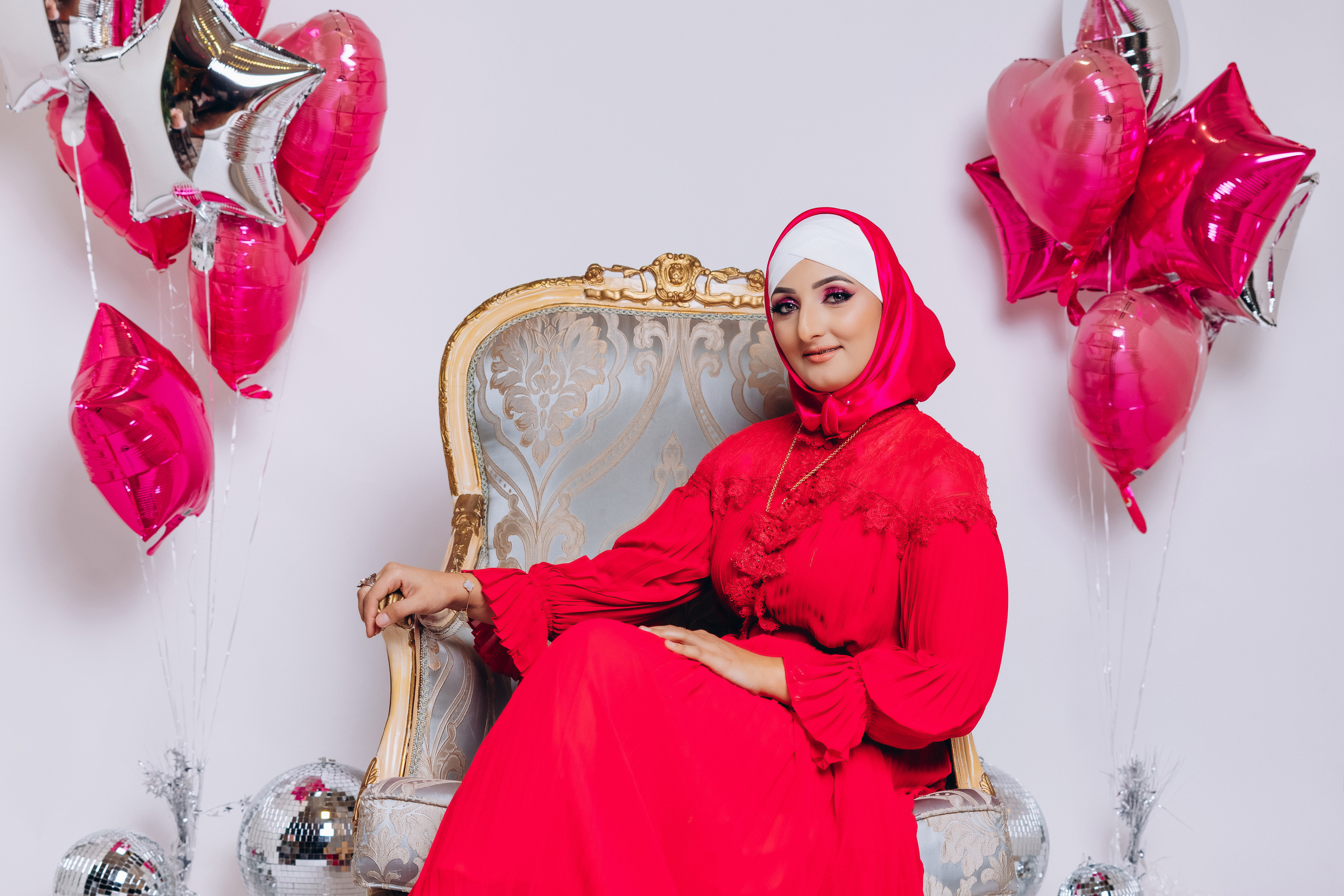 FATIMA. Pittsburgh wedding and family photographer