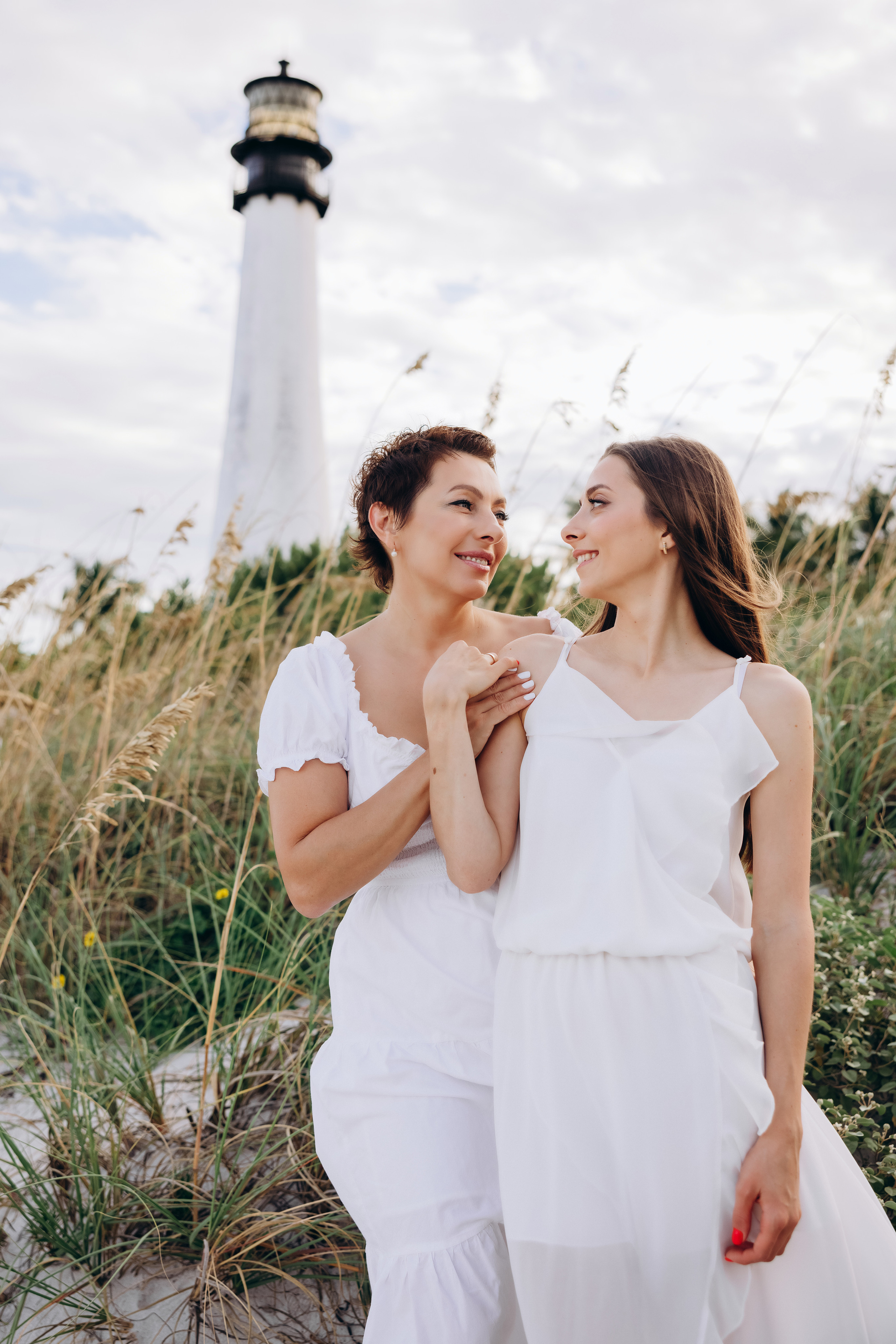 HELEN FAMILY. Pittsburgh wedding and family photographer