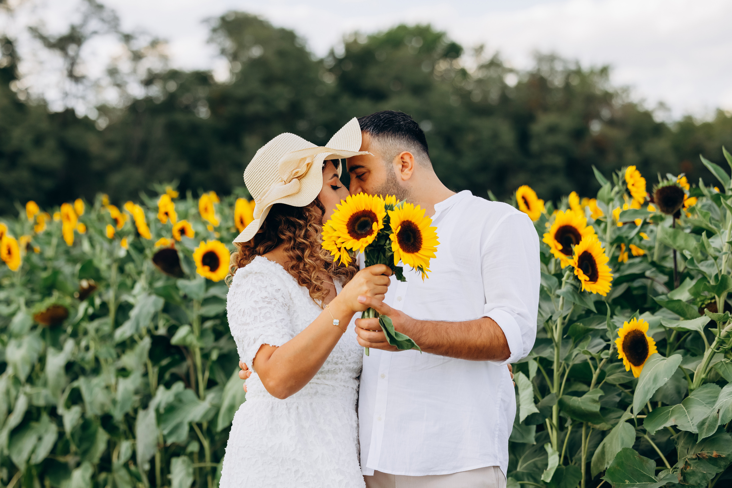 SHER & FATIMA FAMILY. Pittsburgh wedding and family photographer