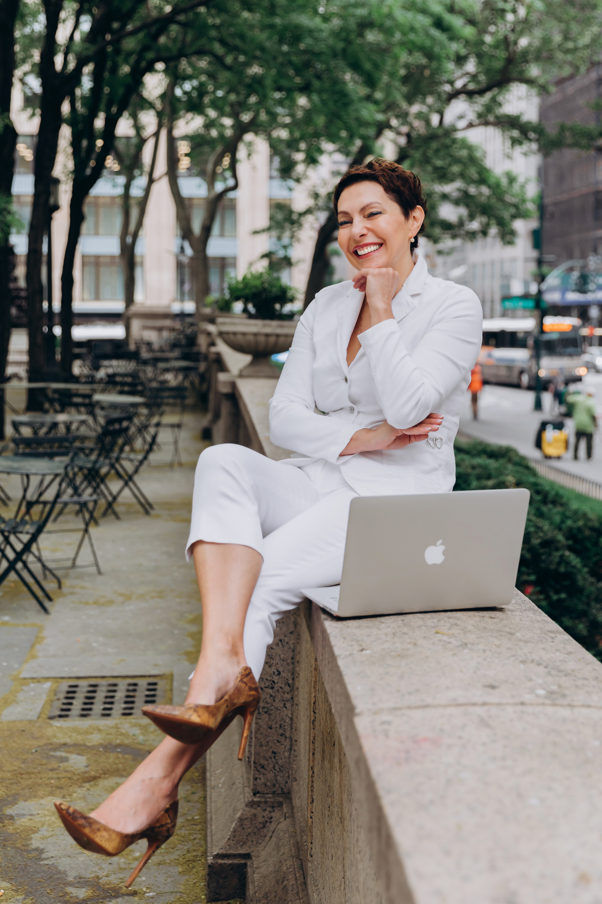 HELEN BUSINESS PHOTOGRAPHY. Pittsburgh wedding and family photographer