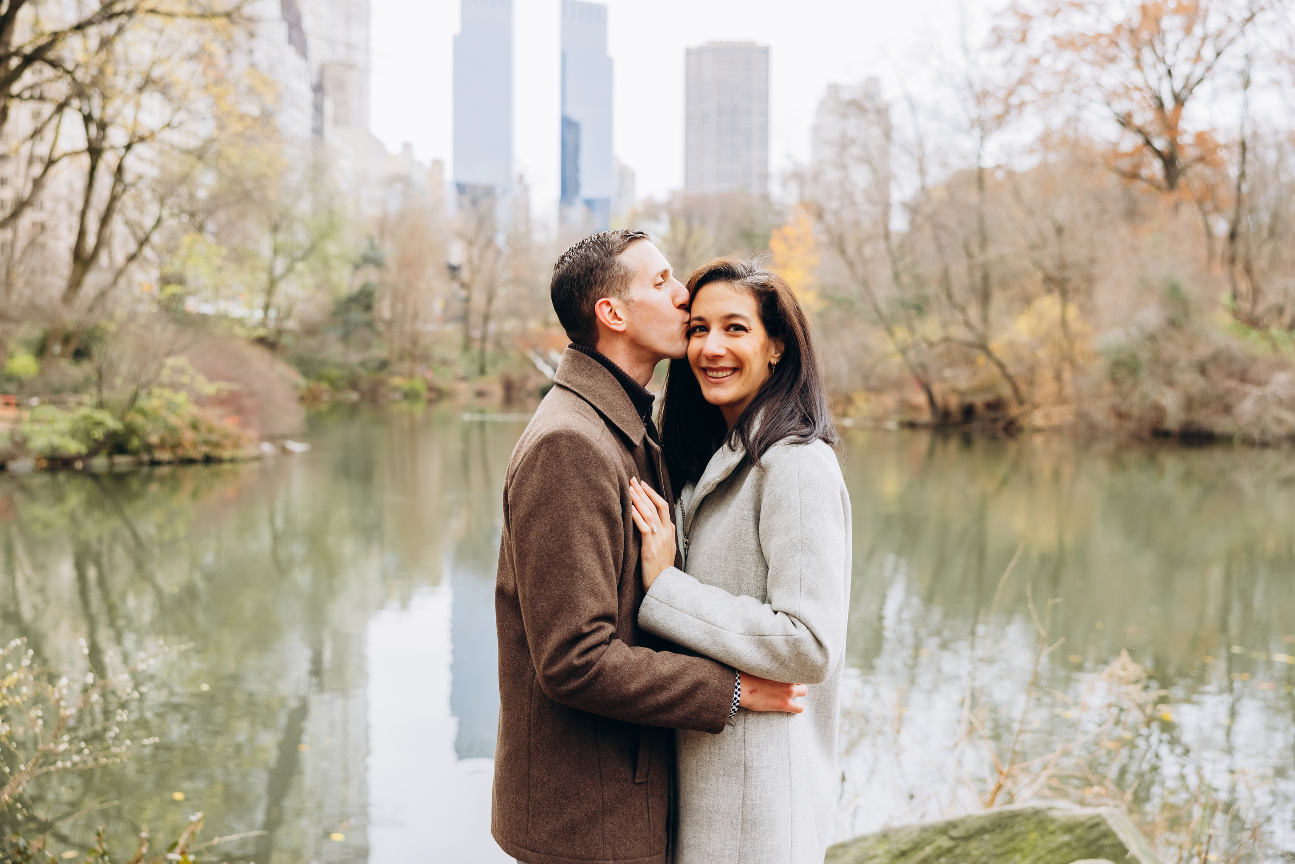 ROB & LAURA. Pittsburgh wedding and family photographer
