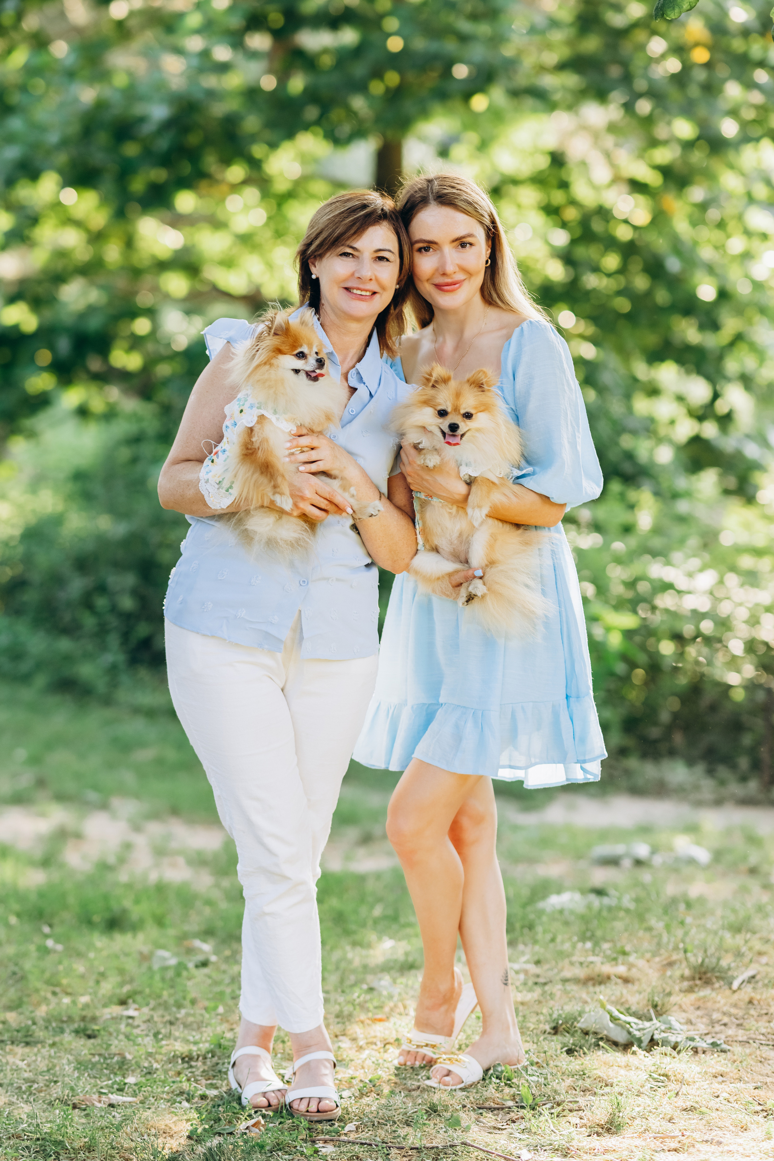 JULIA & MOM. Pittsburgh wedding and family photographer