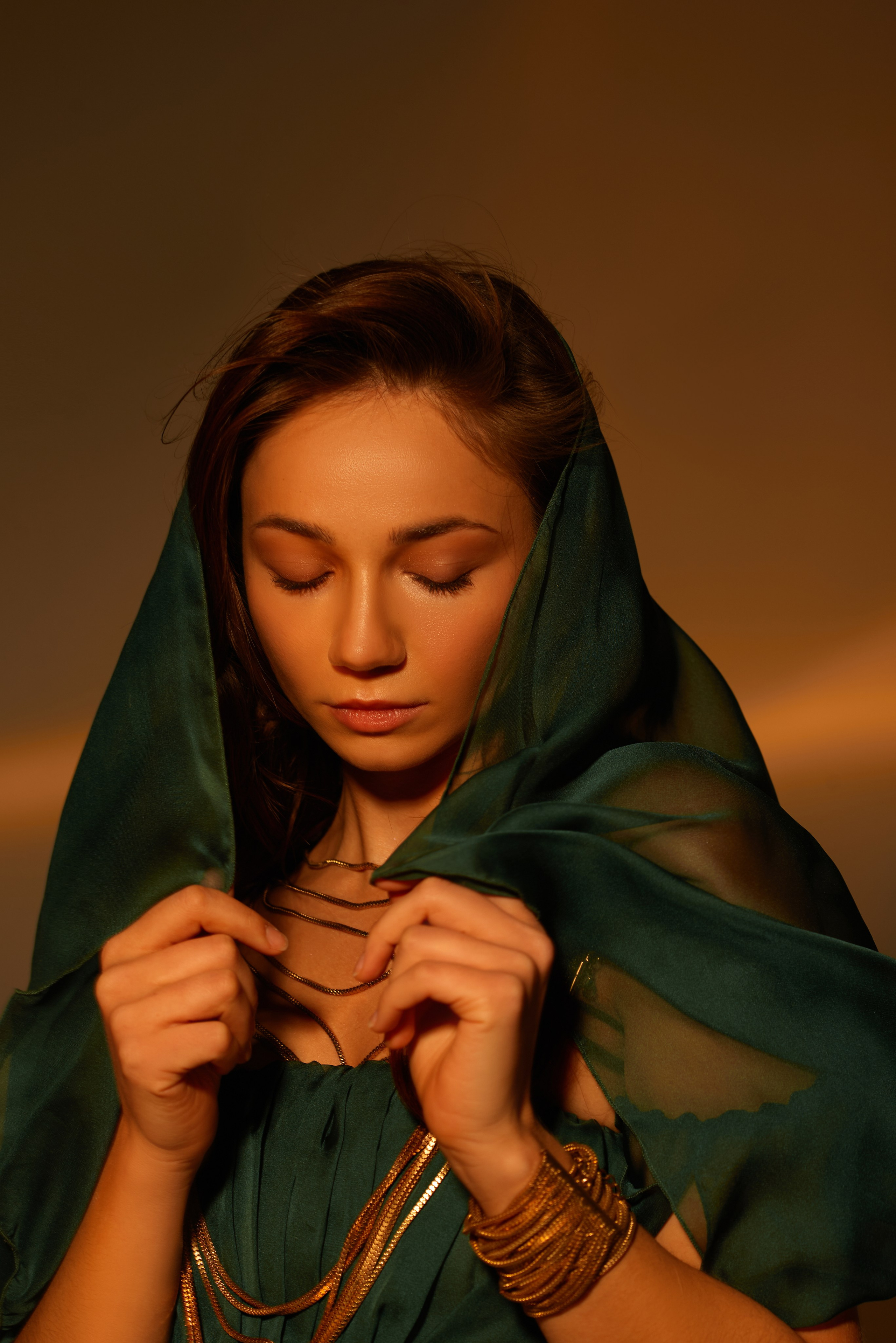 Kreatywna sesja zdjęciowa z skrzydłami i dymem dla Oriany | Fotografia artystyczna. Portrait & Fashion Photographer | Сannes, Paris, Monaco, Dubai, Kyiv — - Alisa Postnykova