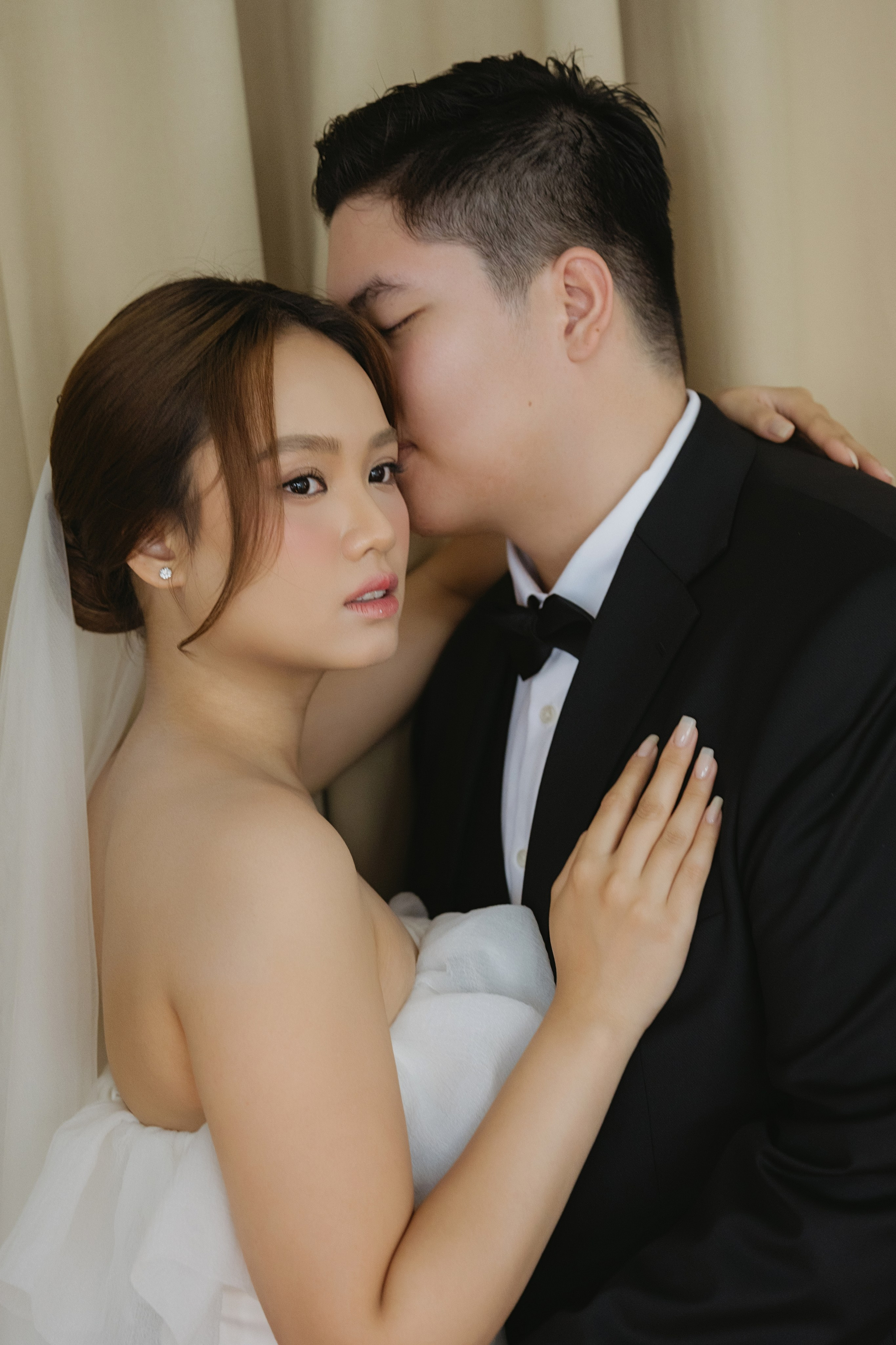 DANG & NGHI wedding photoshoot in studio. Anns wedding photography
