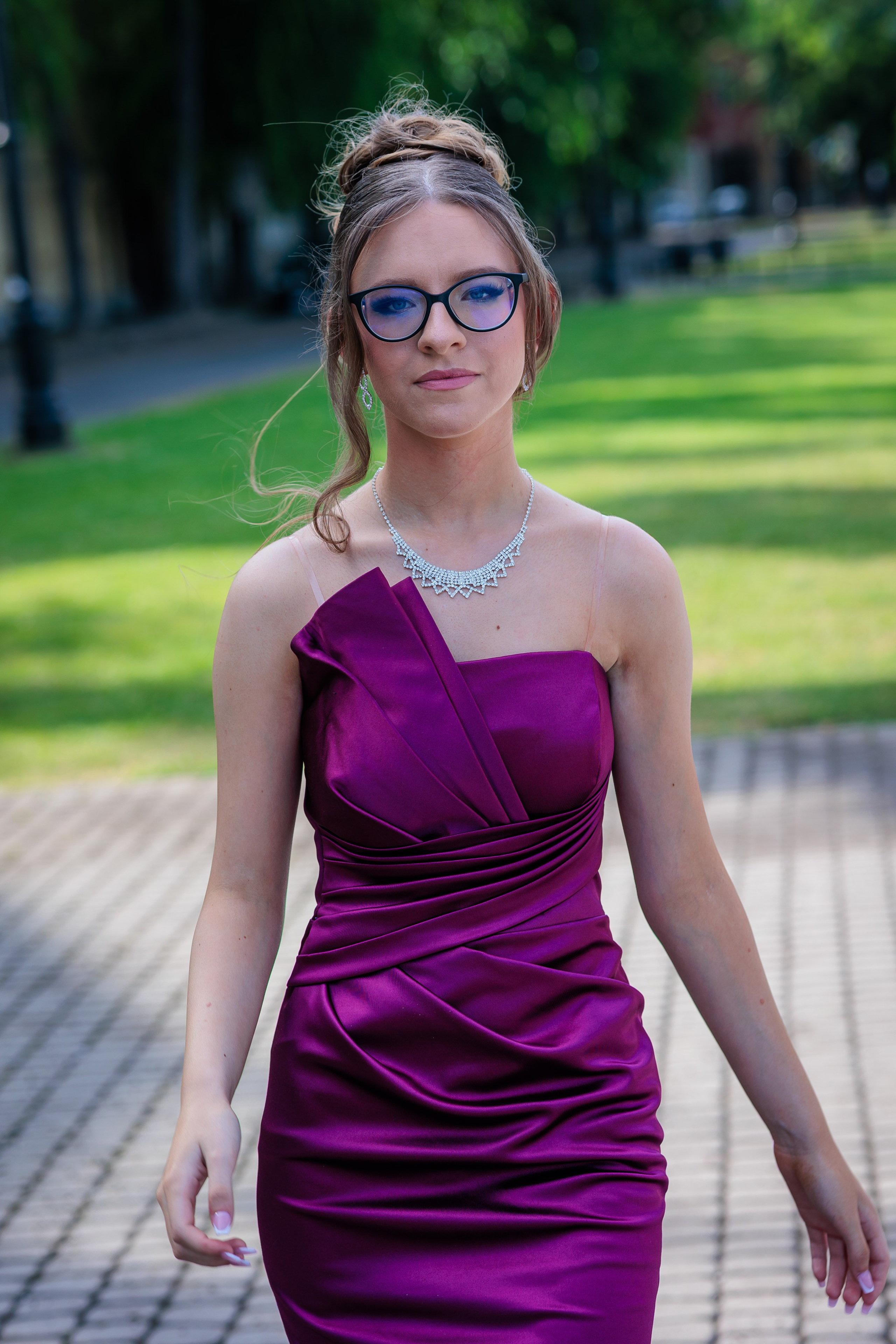 Matursko fotogafisanje Marina Liliom. Aleksandar Šećerov photographer and videographer in Subotica, Serbia