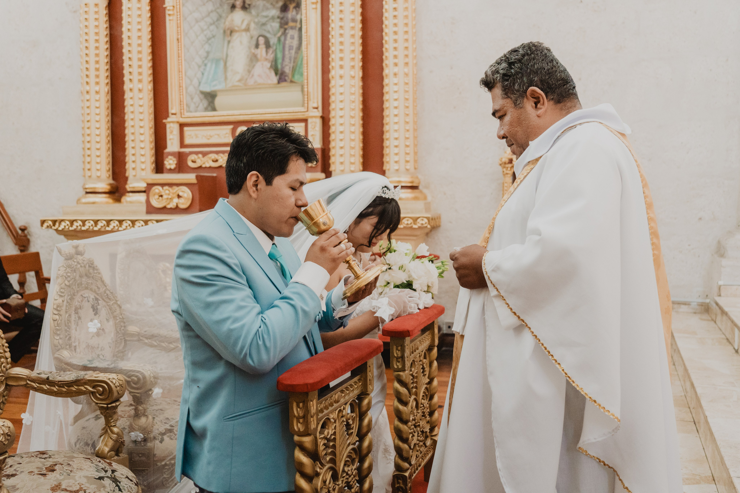 STEISY + EMMANUEL | BODA RELIGIOSA. Studio KVTA | Fotografía y Video de Bodas en Arequipa