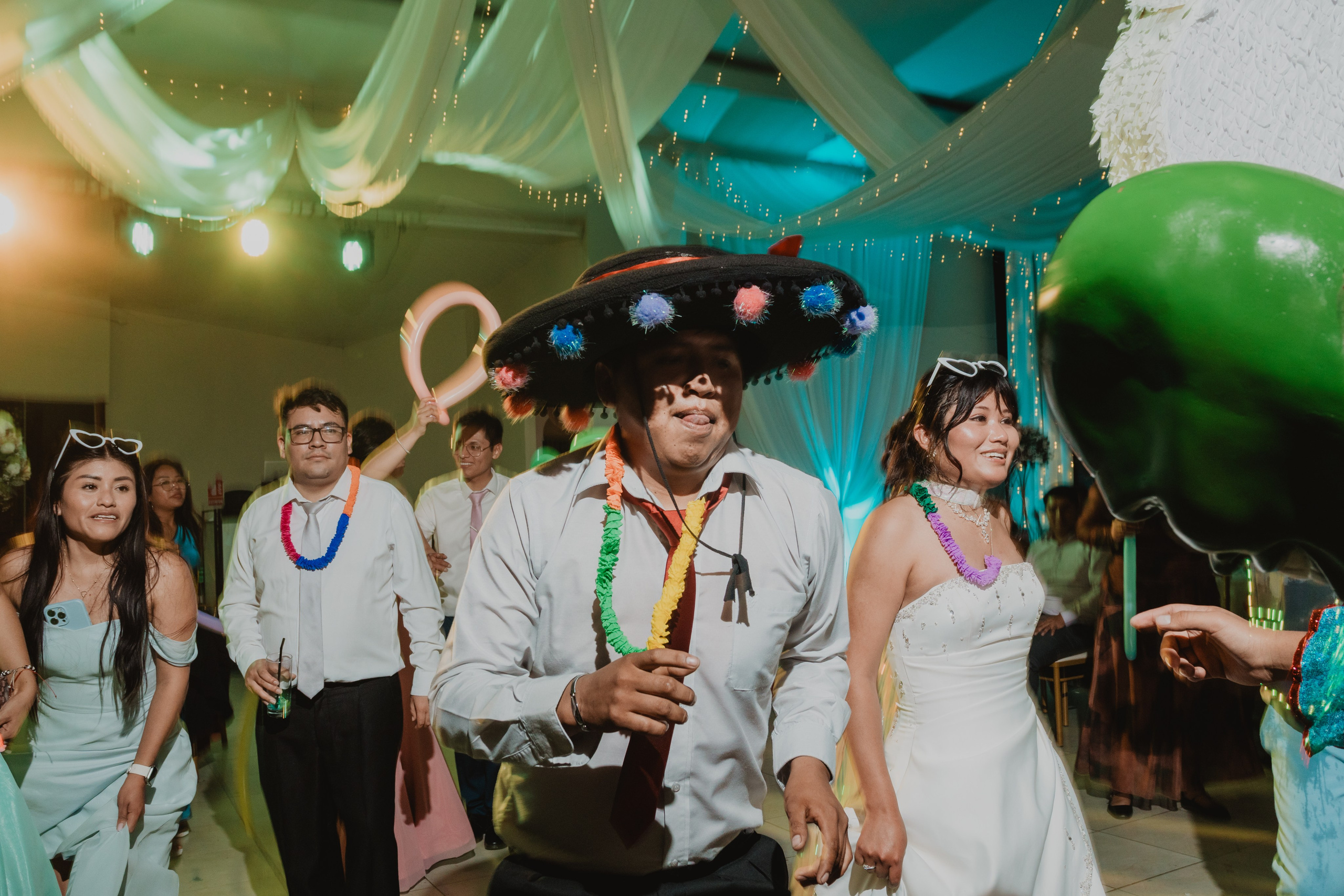 STEISY + EMMANUEL | BODA RELIGIOSA. Studio KVTA | Fotografía y Video de Bodas en Arequipa