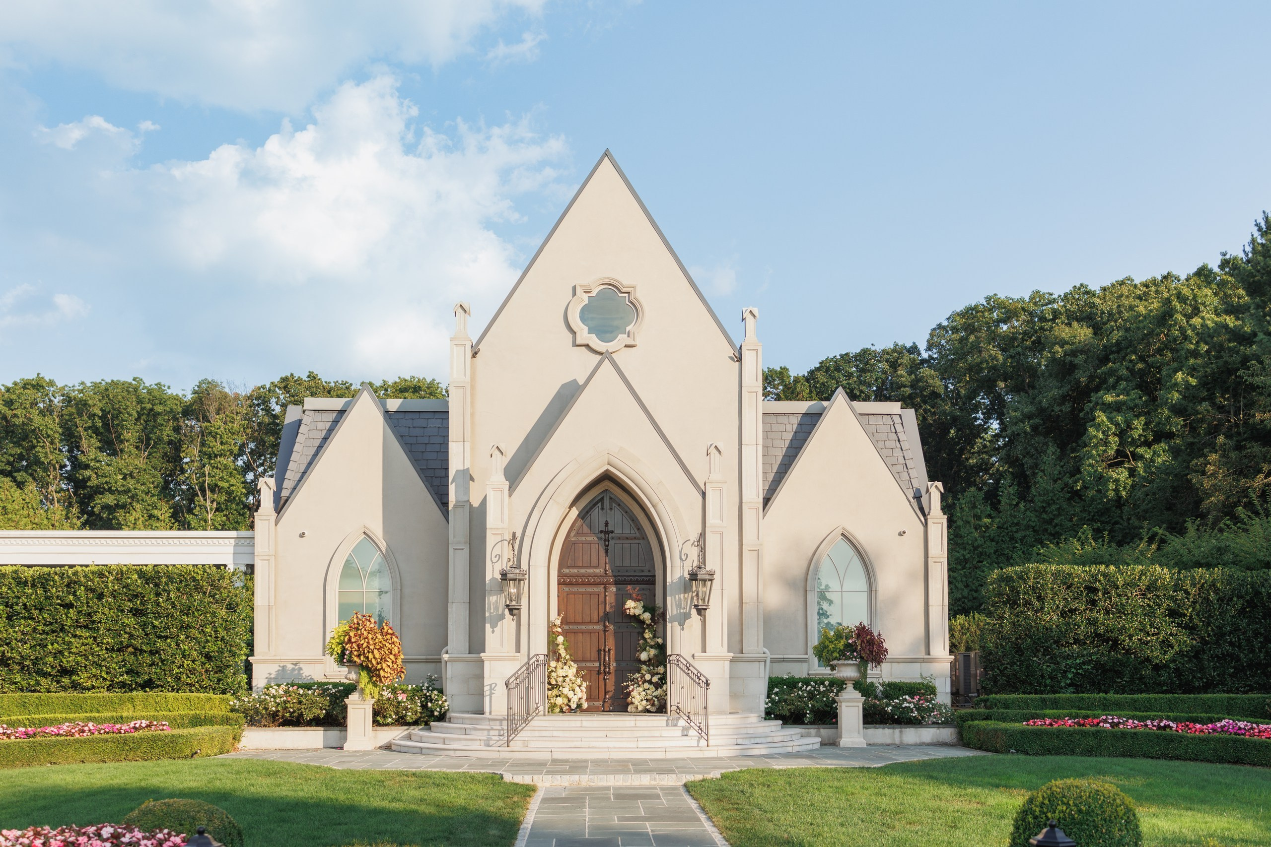 Park Chateau. Luxury Wedding Photography and Cinematography