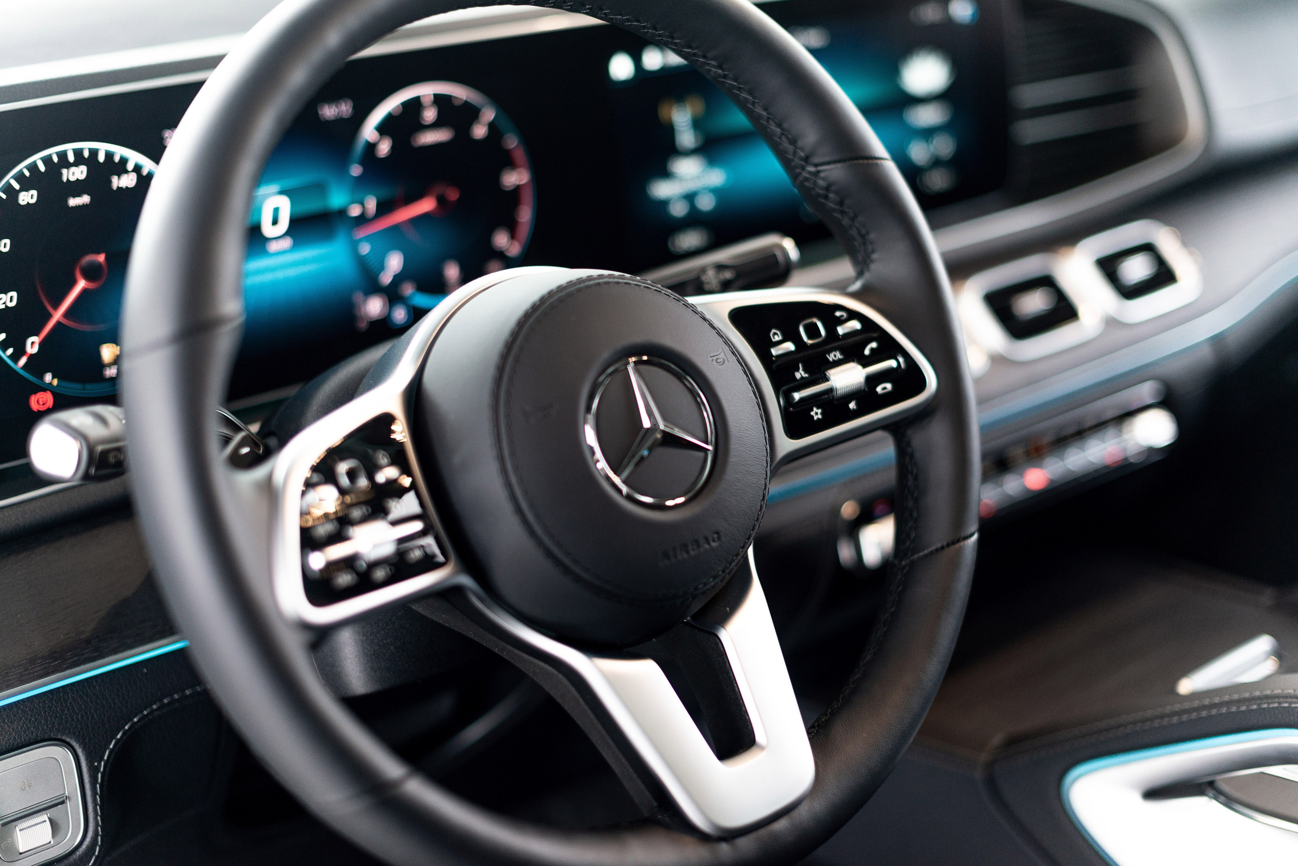 Автомобильная фотосъемка Mercedes GLS в студии. FOTÓGRAFO MÉXICO QUINTANA ROO