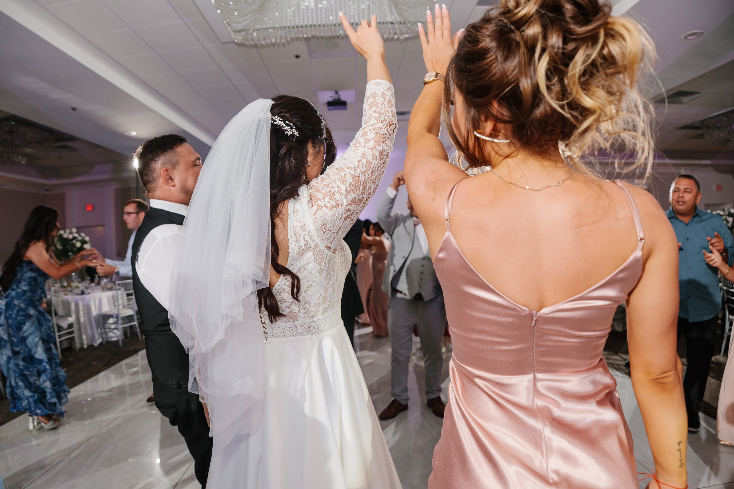 31.08.2024 Wedding. Wedding family event photographer in Chicago Nick Yushevich