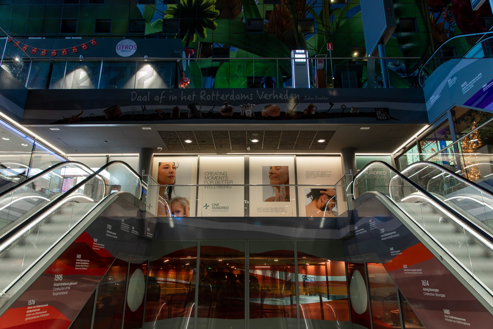 Onehundredrestrooms. Fotograaf Amsterdam - Victoria Ushkanova