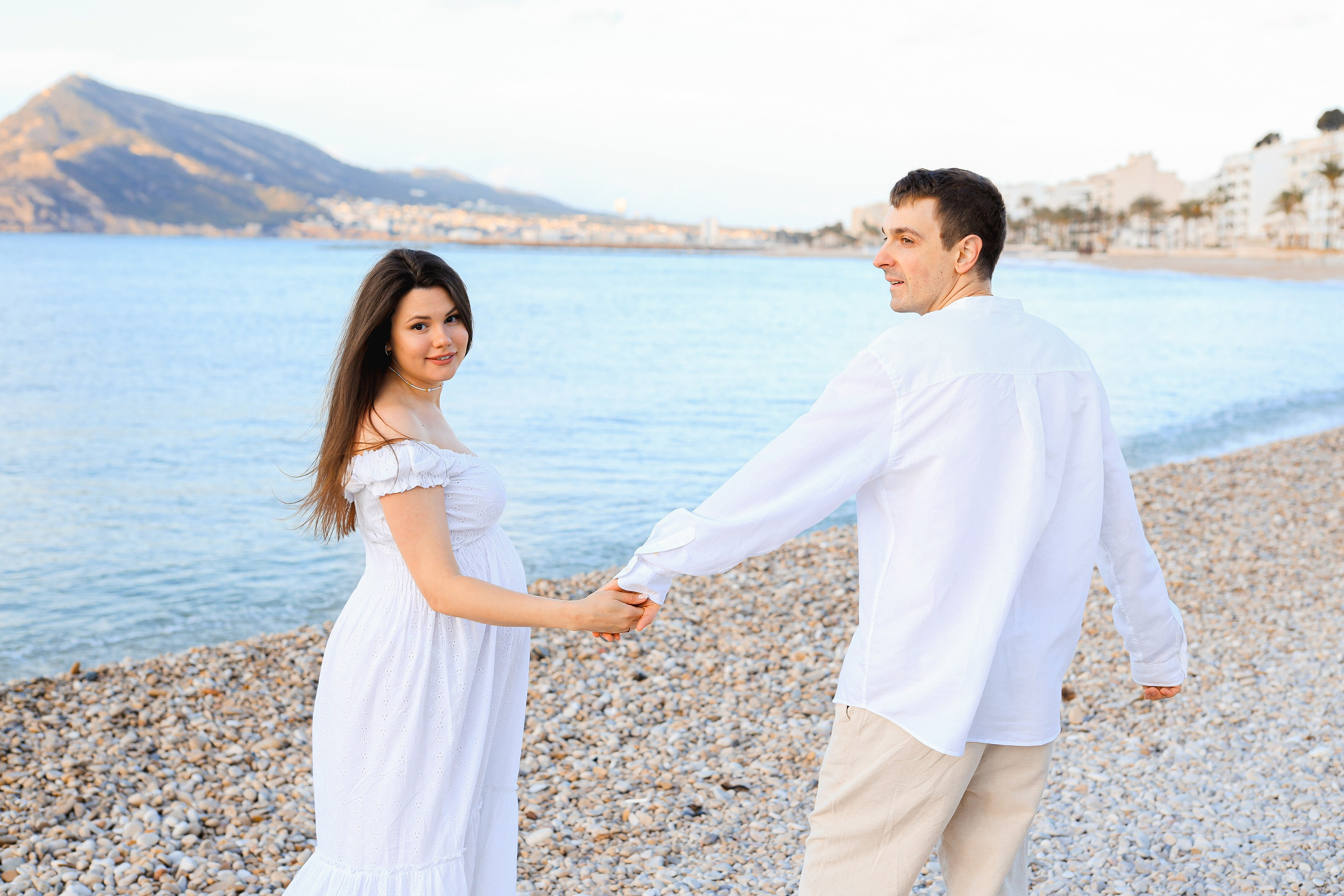 En la playa. Wedding and family photographer in Altea, Valencia, Alicante, Benidorm