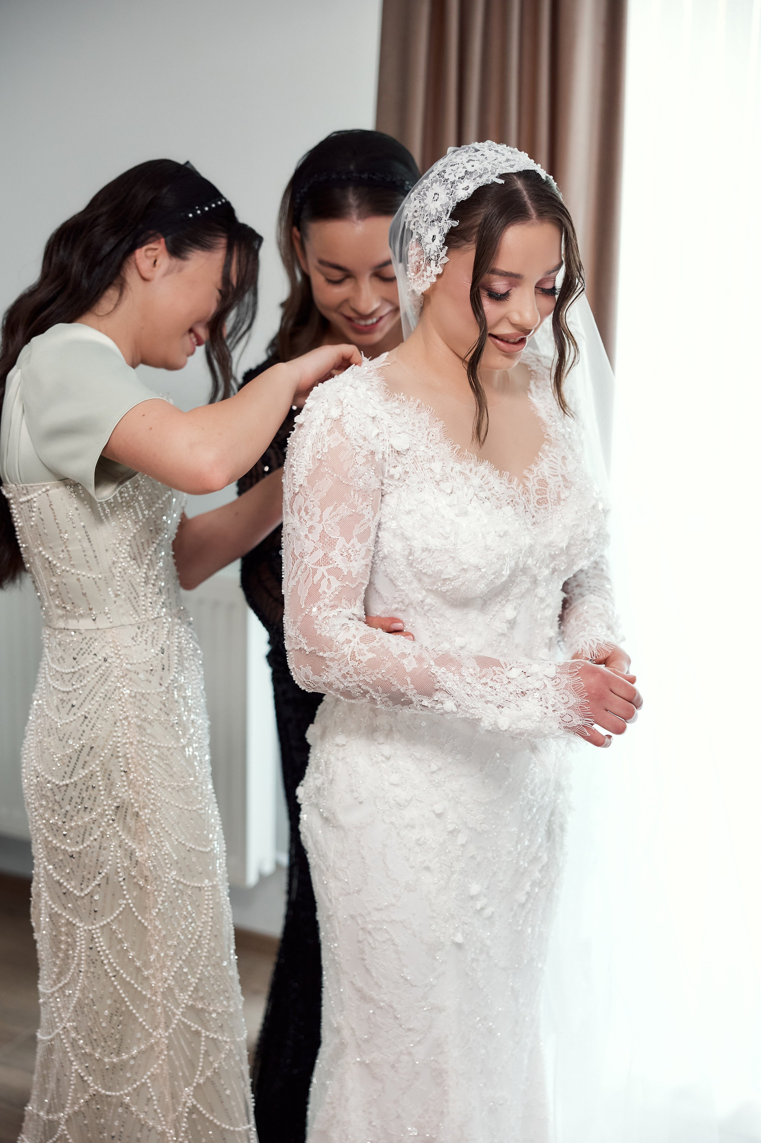 Emil & Cristina. Photographer Luca Medieșan