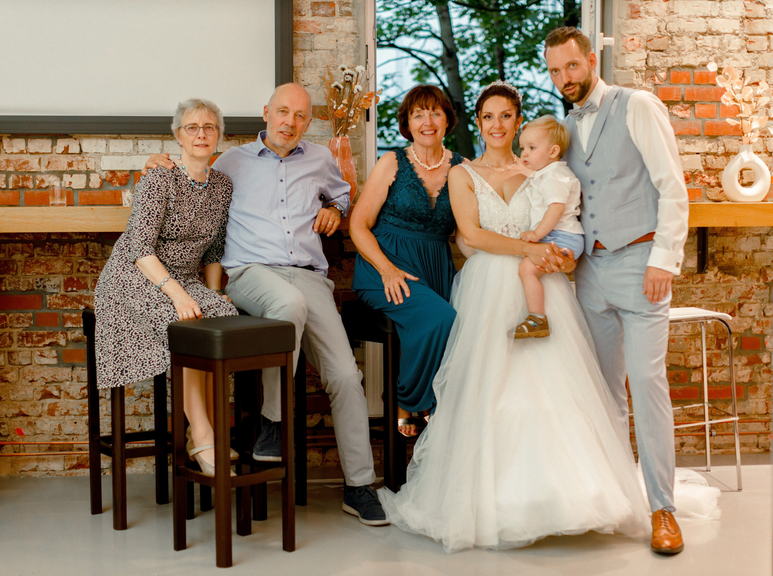 Hochzeitsfotografie in der Weißen Villa Elmshorn | Historischer Charme in Schleswig-Holstein. Hochzeitsfotograf und Hochzeitsvideograf aus Hamburg | Roka21Film