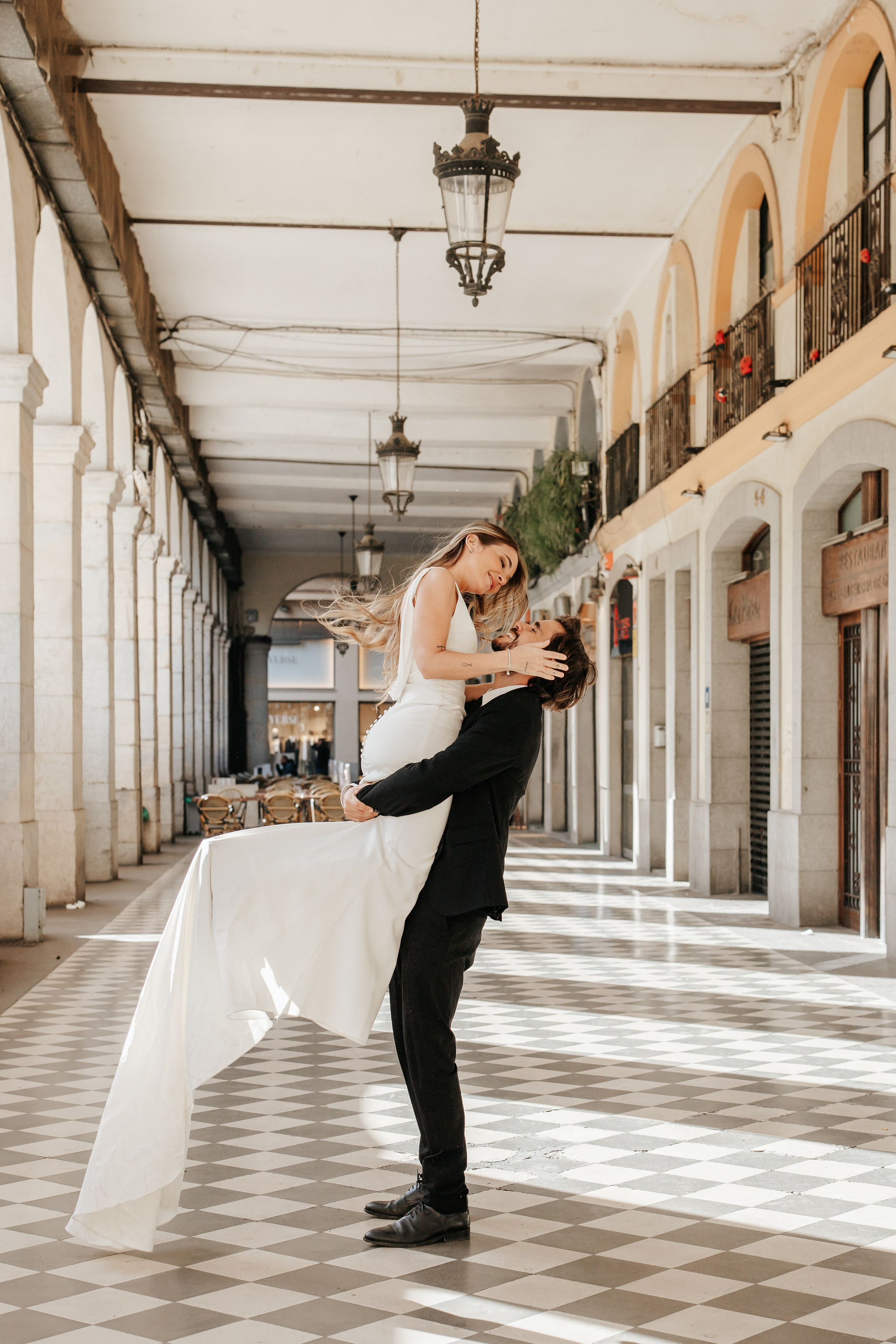 Barbara+Carlos, Girona, Love story. Wedding photographer in Catalonia