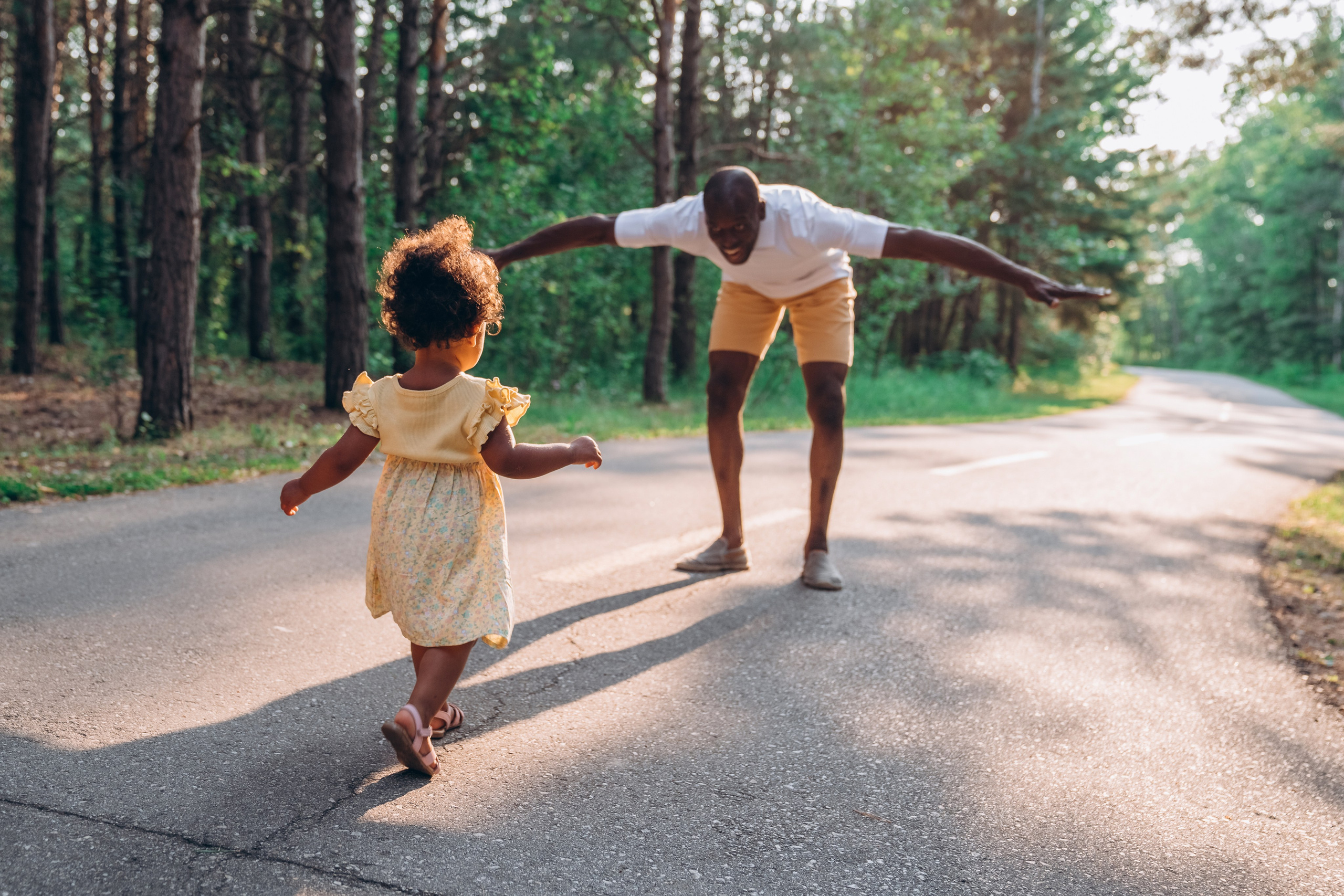 Family in Birds Hill. Photographer Viktoriia Skavronskaya