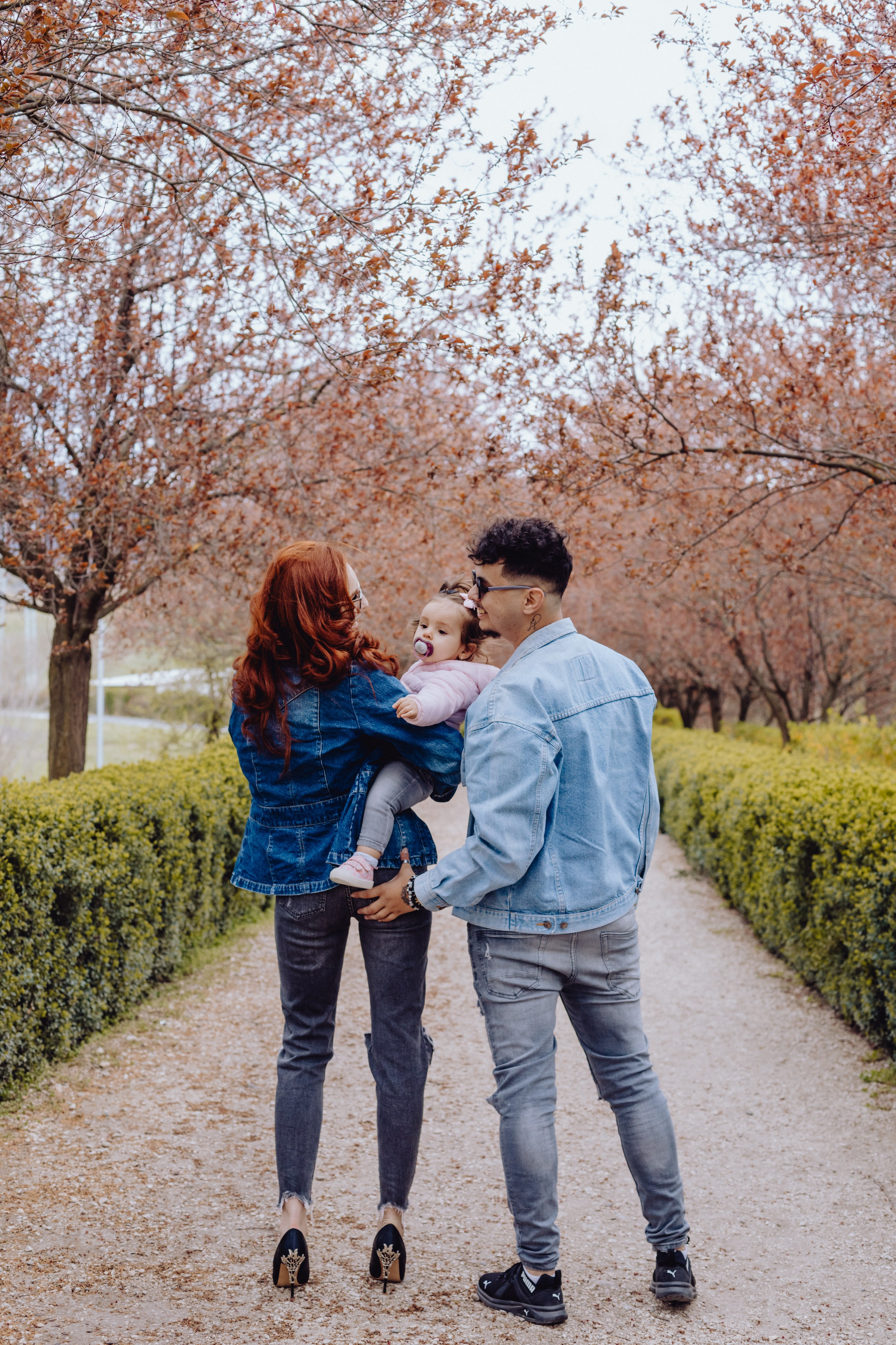 Paul & Maria. Wedding & couple photographer from Romania Rut Vetan