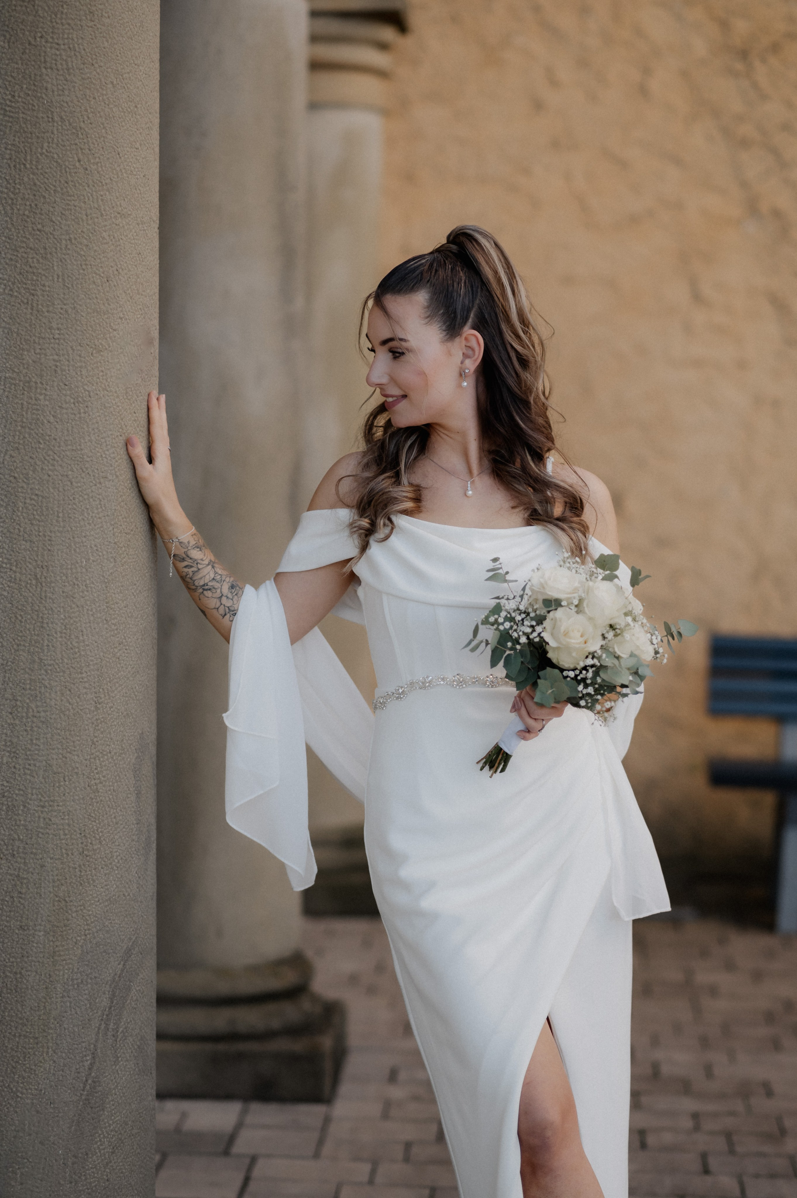 CIVIL WEDDING IN STADTSCHLOSS IN HERRIEDEN. Фотограф в Нюрнберге Ирина Менерт из Ансбаха