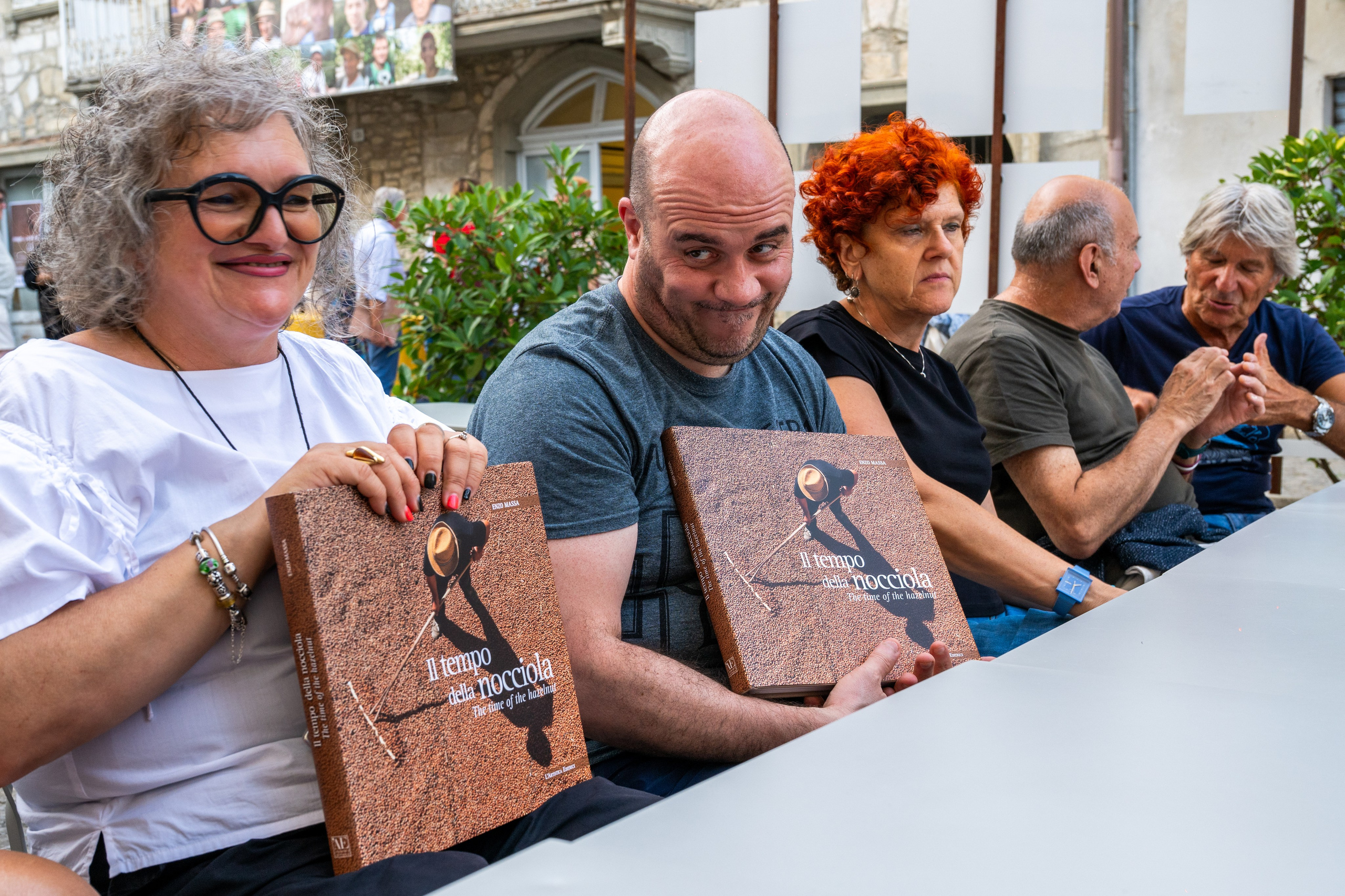 Il Tempo della Nocciola di Enzo Massa. “Gianmaria Coscia fotografo per passione”