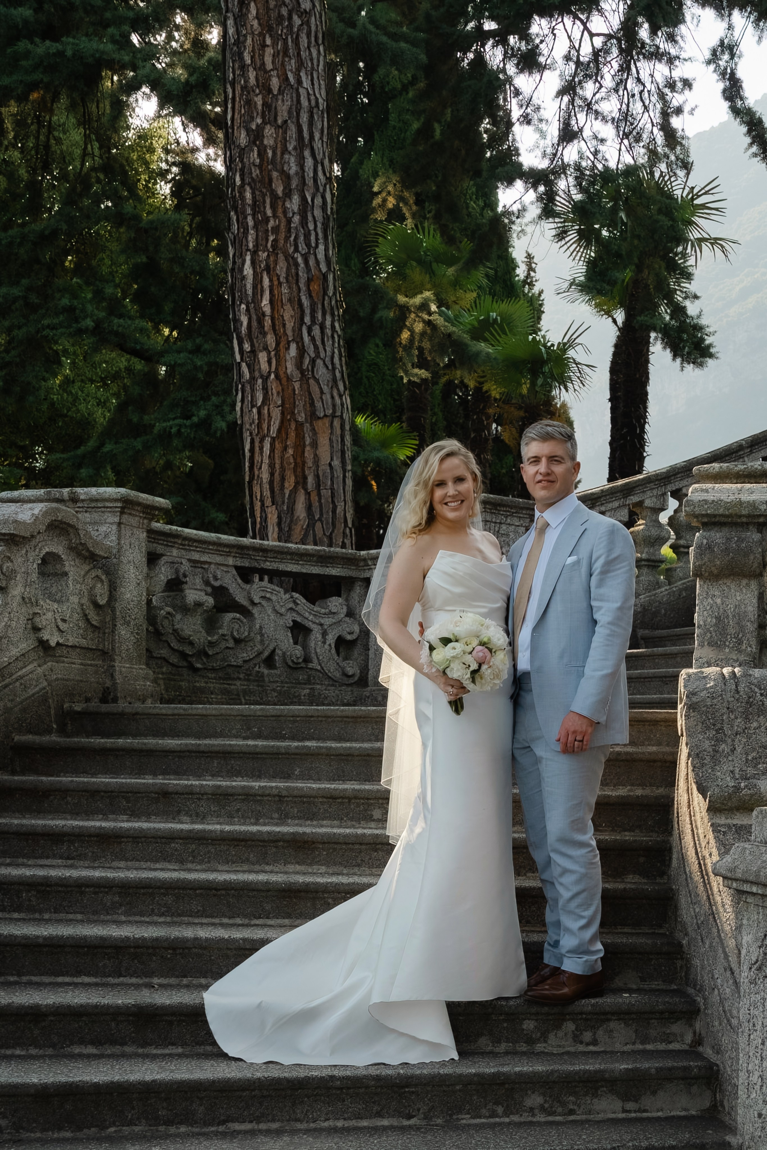 ASHLEY AND RENZO _LAKE COMO. PHOTOGRAPHER IN ITALY