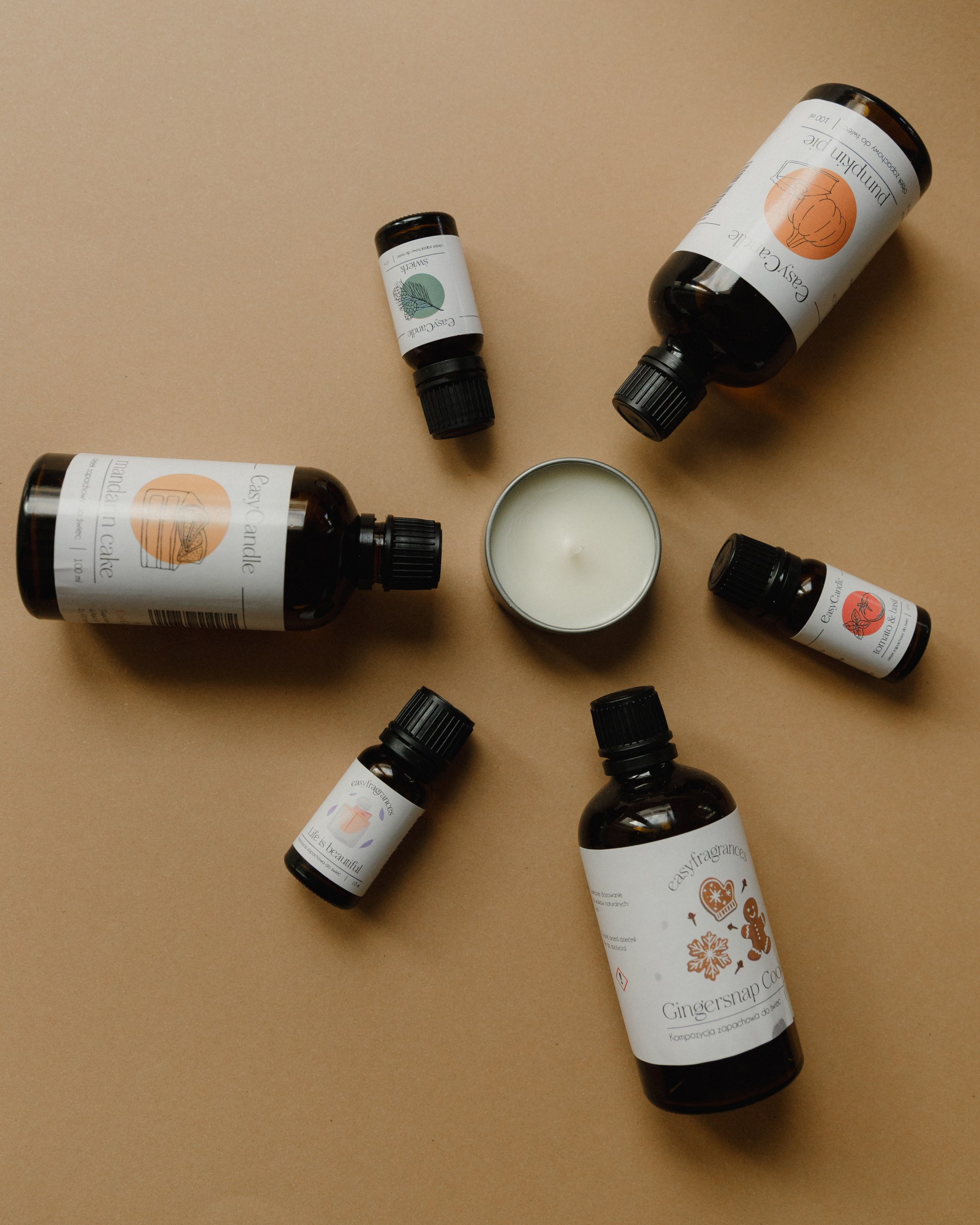 Candles | insta content. Kaja | fotograf we Wrocławiu | ludzie i psy