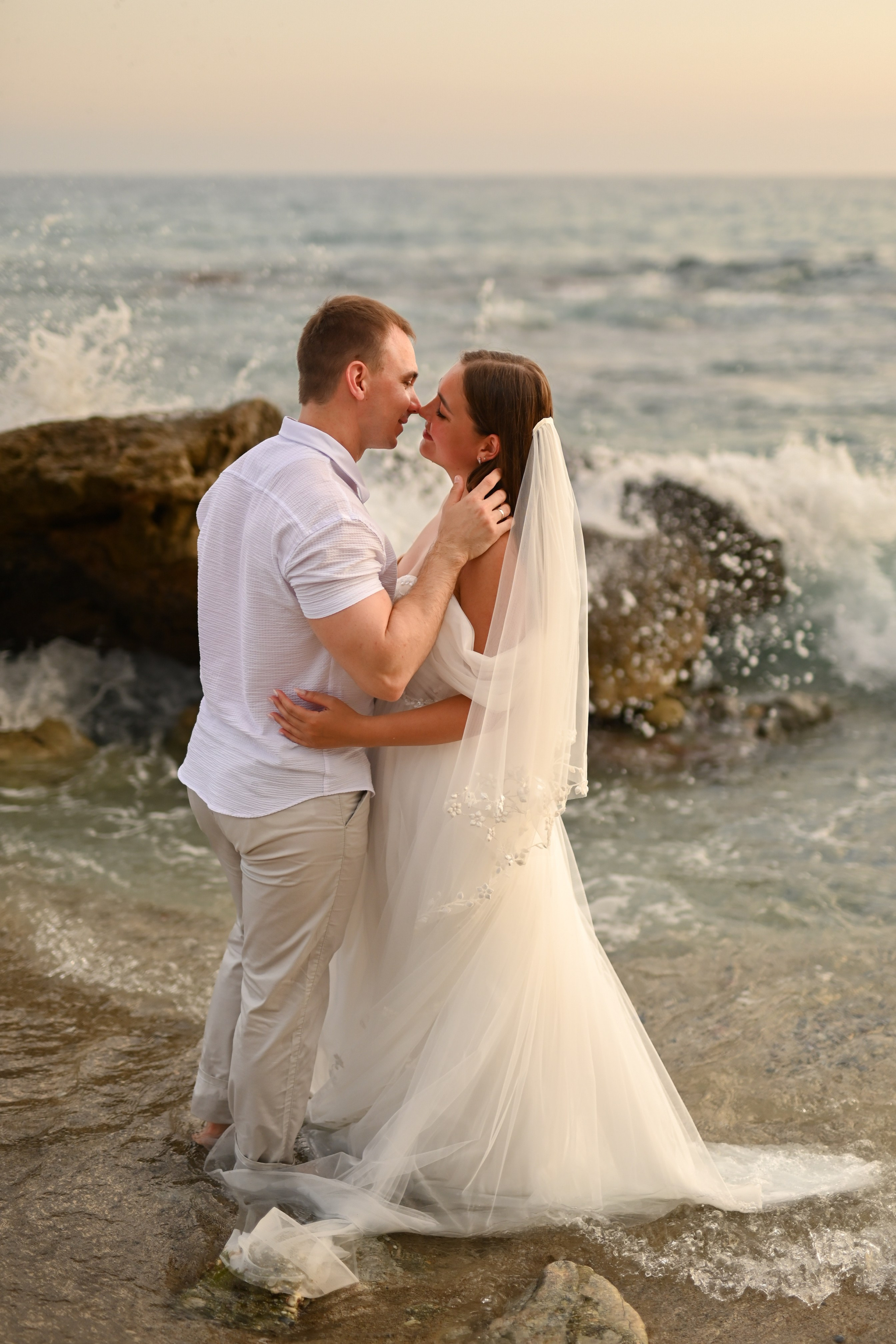 Свадебная съемка на пляже Клеопатра. Photographer in Alanya, Side, Manavgat. Türkiye
