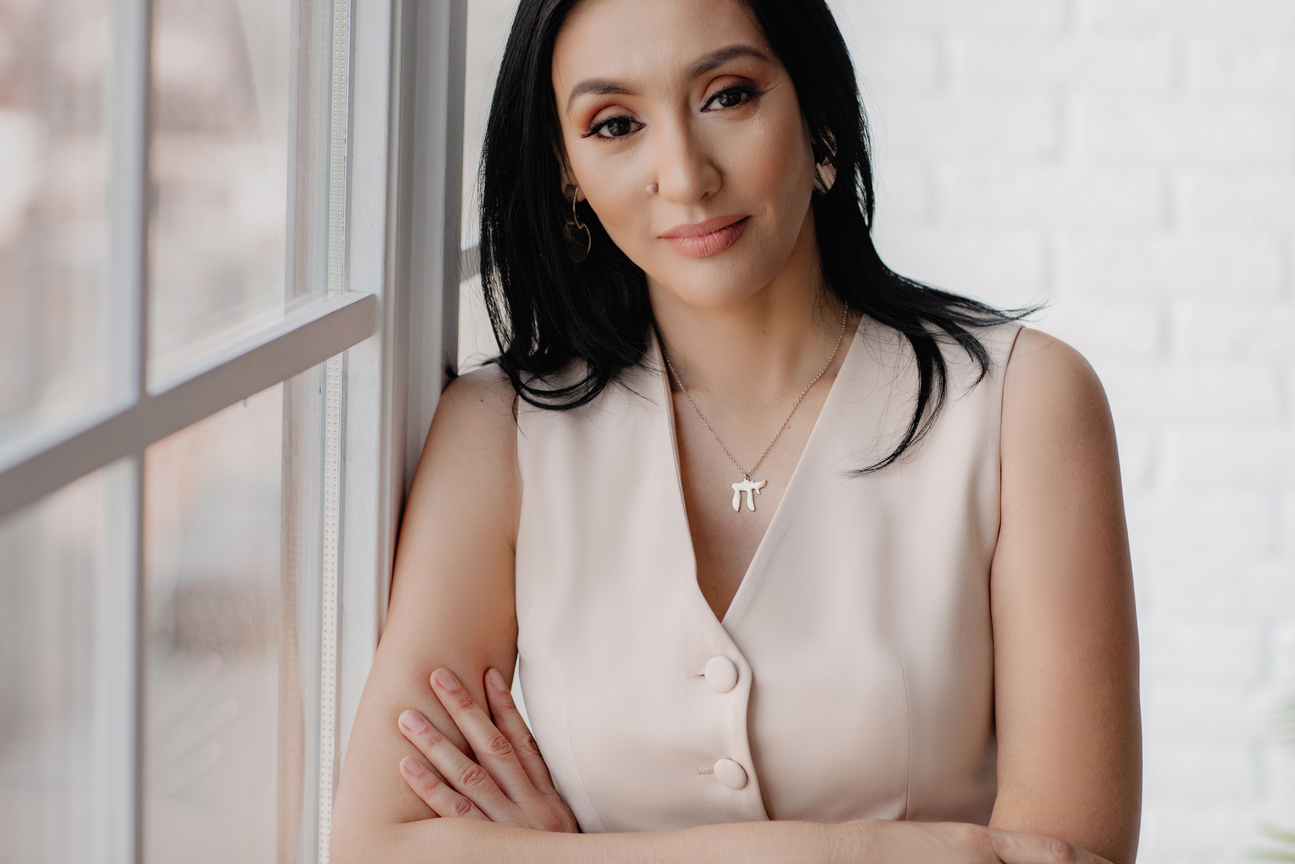 Мадина. Финансы. Валерия Вартанова. Фотограф