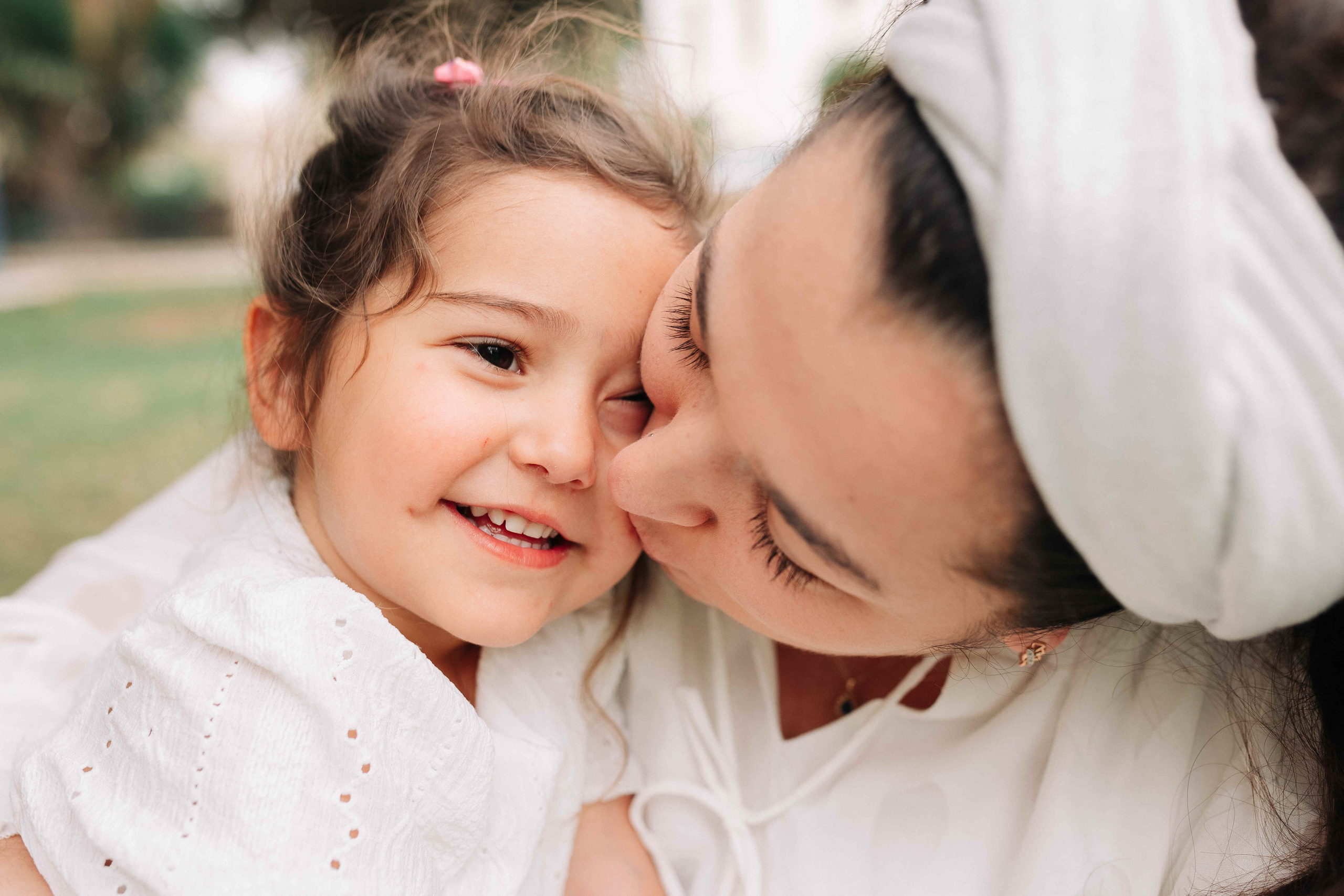 EXPECTING A BABY, JERUSALEM. PHOTOGRAPHER IN ISRAEL