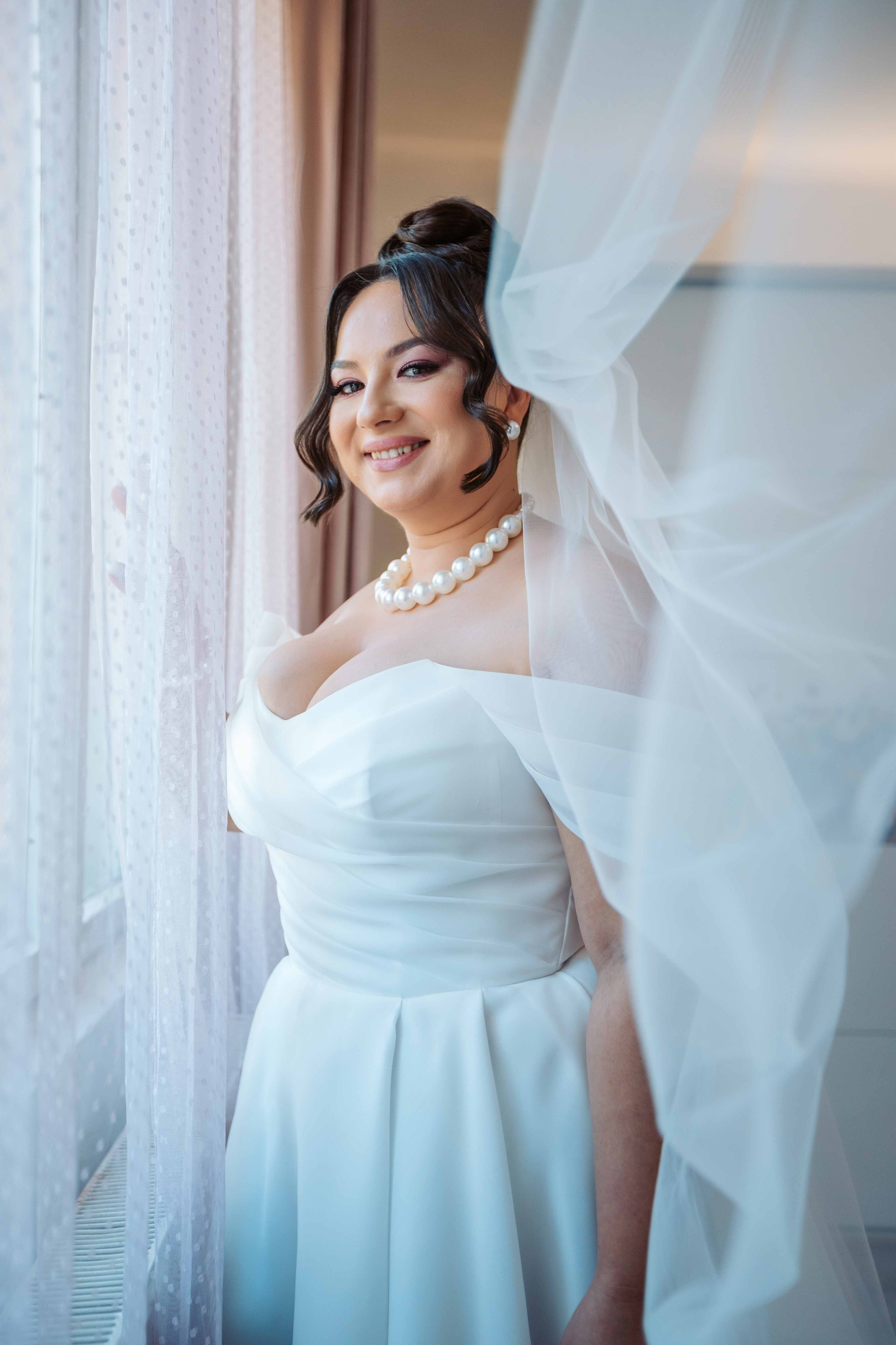 Crenguta & Robert. Contrast Studio