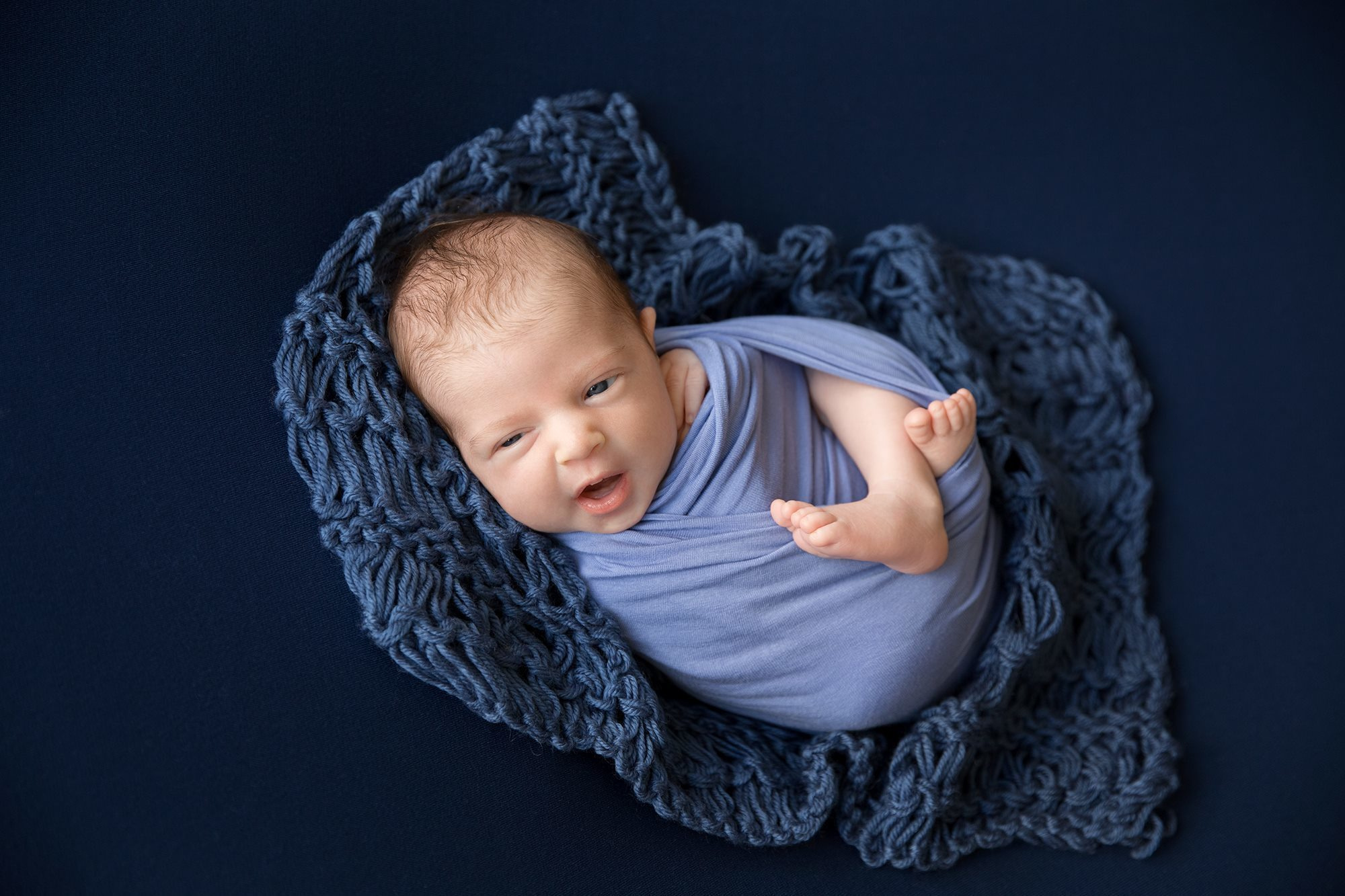 ניובורן הקלאסי. צלמת הריון וניובורן