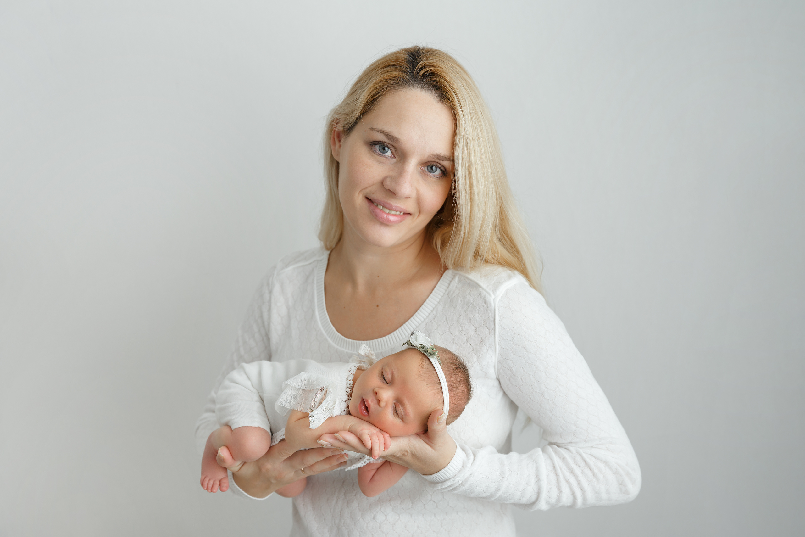 ניובורן הקלאסי. צלמת הריון וניובורן