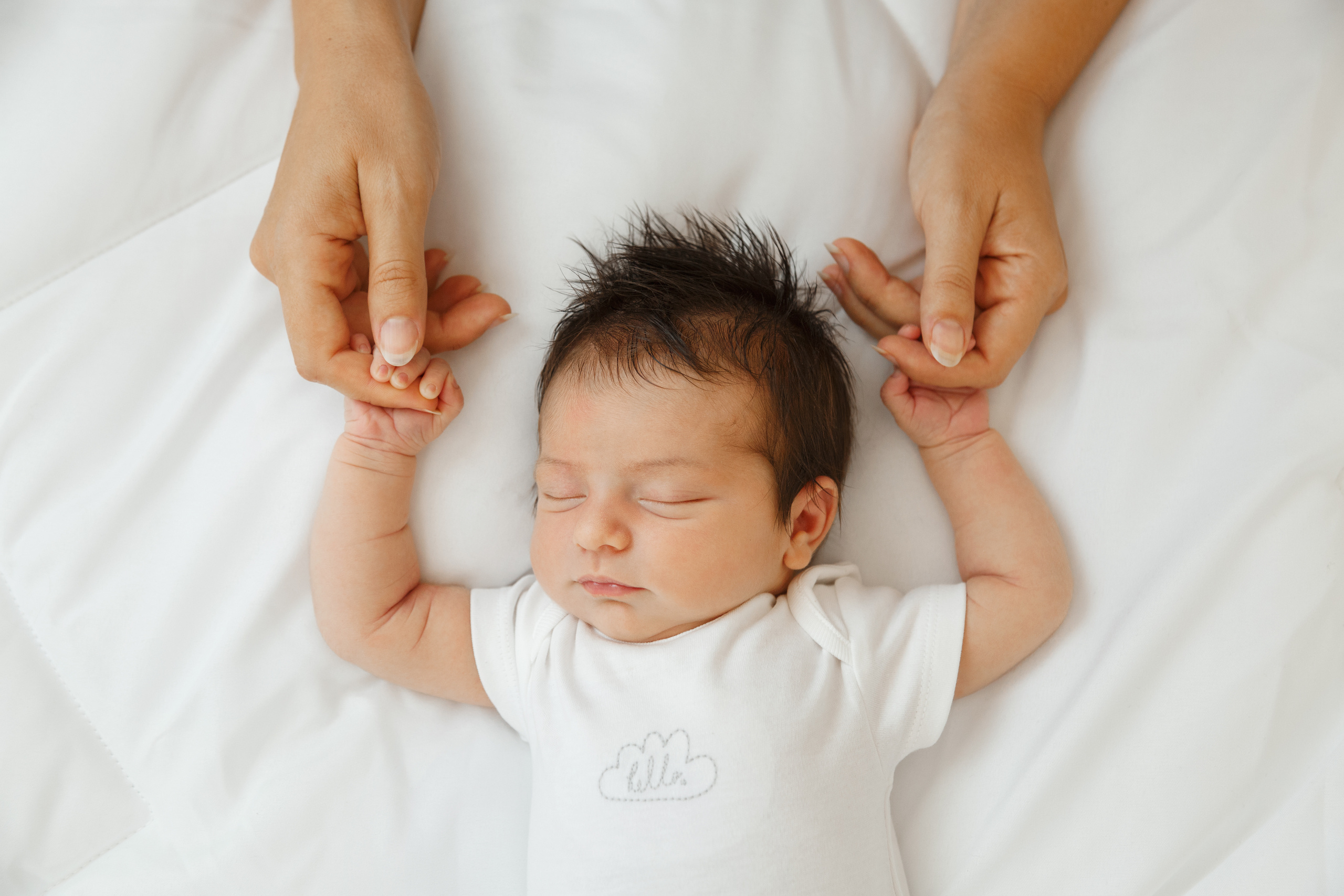 Simple ניובורן. צלמת הריון וניובורן