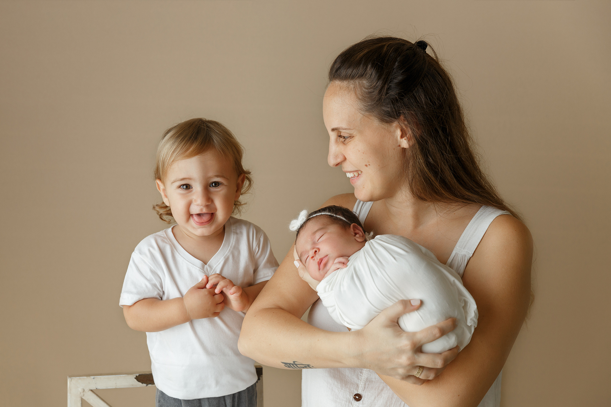 Simple ניובורן. צלמת הריון וניובורן