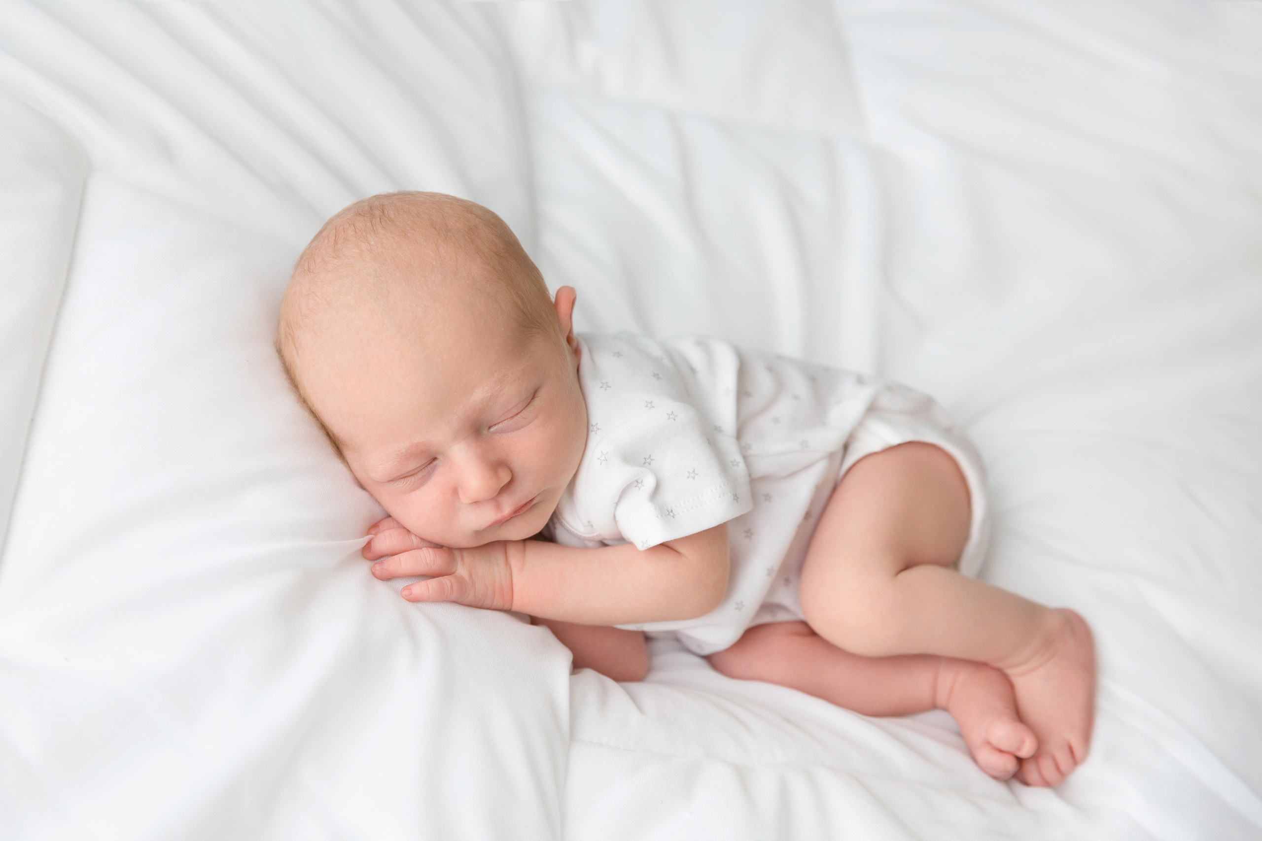 Simple ניובורן. צלמת הריון וניובורן